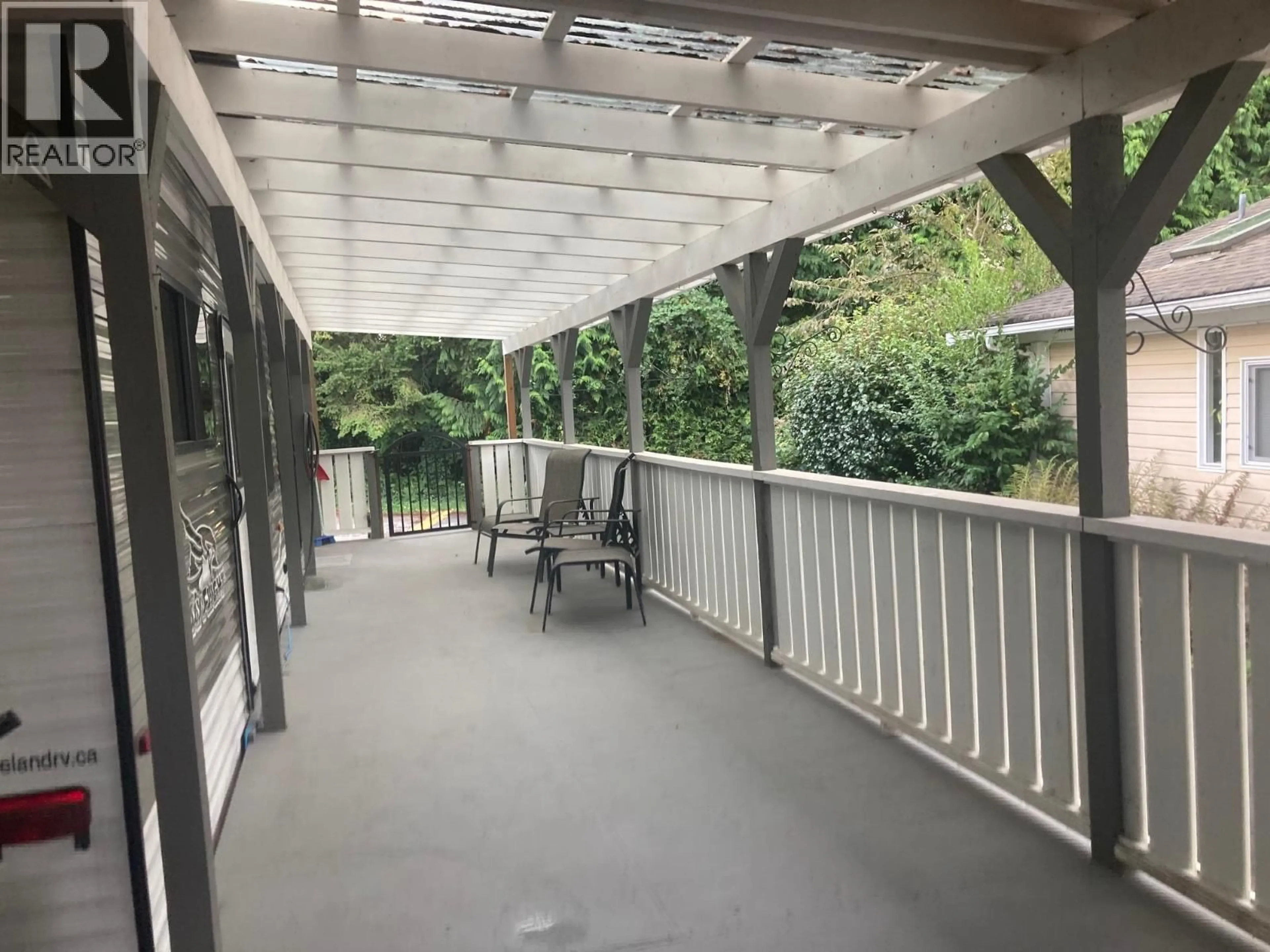 Patio, unknown for 247 TOMAHAWK AVENUE, West Vancouver British Columbia V7P1C4