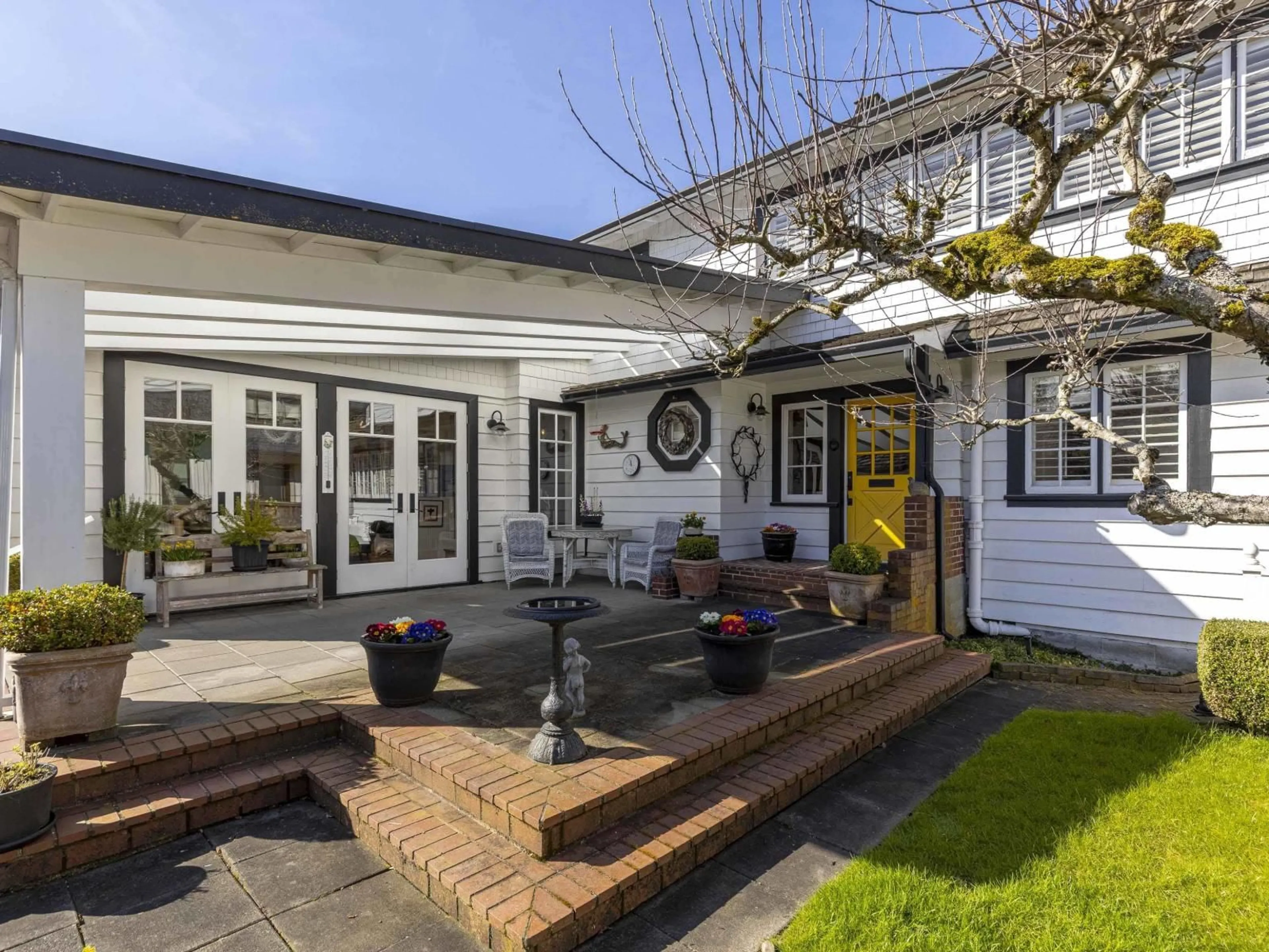 Patio, street for 3002 O'HARA LANE, Surrey British Columbia V4A3E6