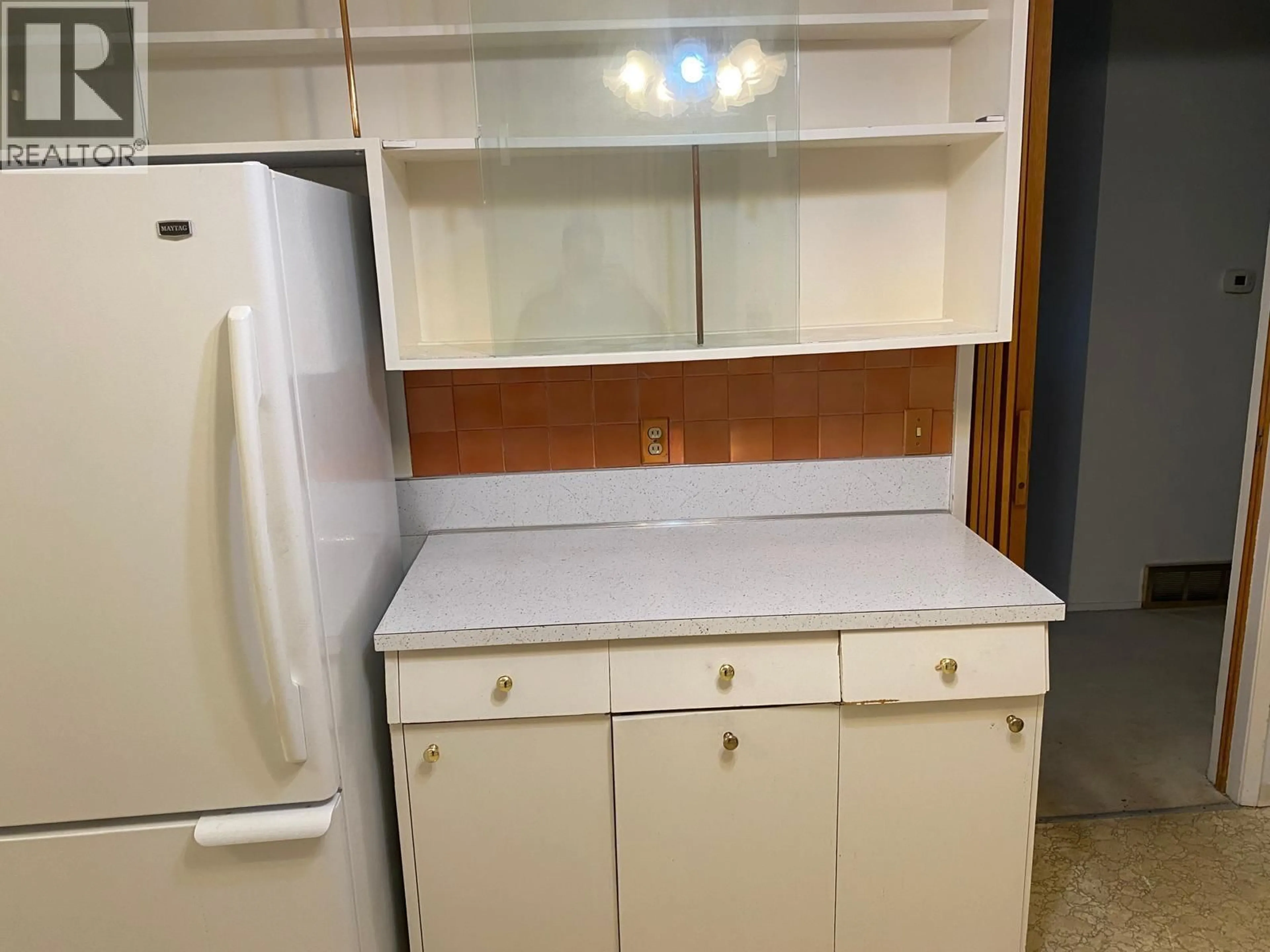 Standard kitchen, unknown for 2130 CRAIGEN AVENUE, Coquitlam British Columbia V3K1W6