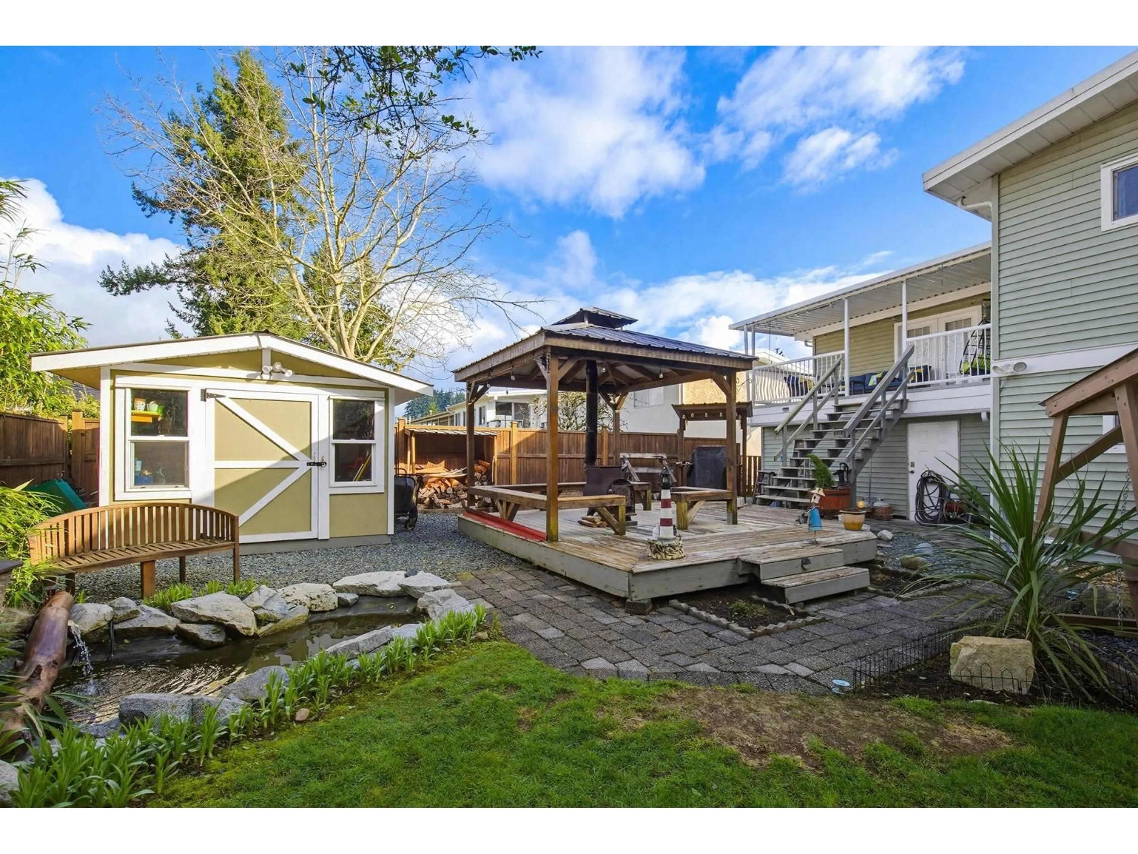 Patio, street for 7523 MAY STREET, Mission British Columbia V2V3C9