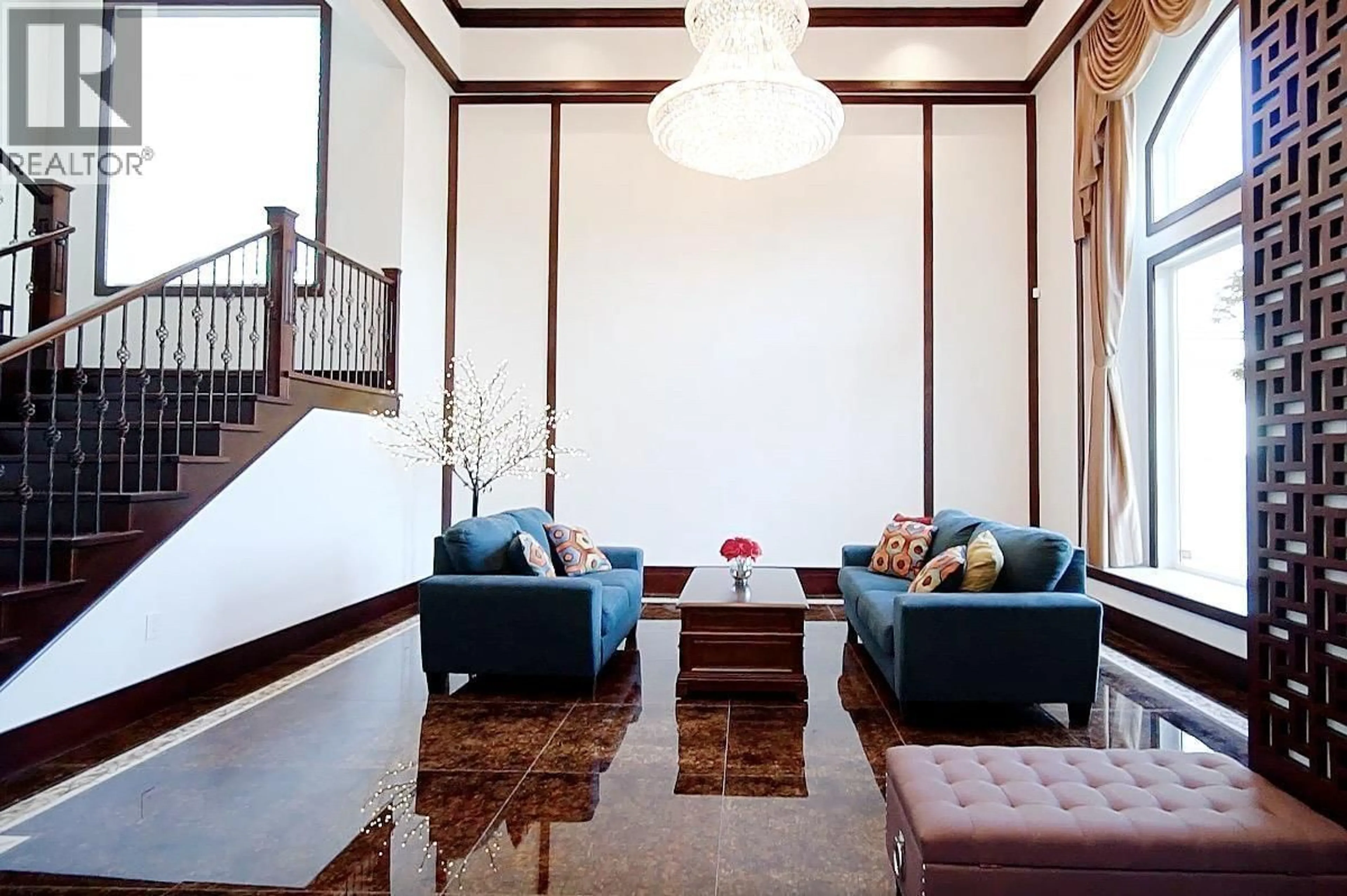 Lobby for 6700 MAPLE ROAD, Richmond British Columbia V7E1G5