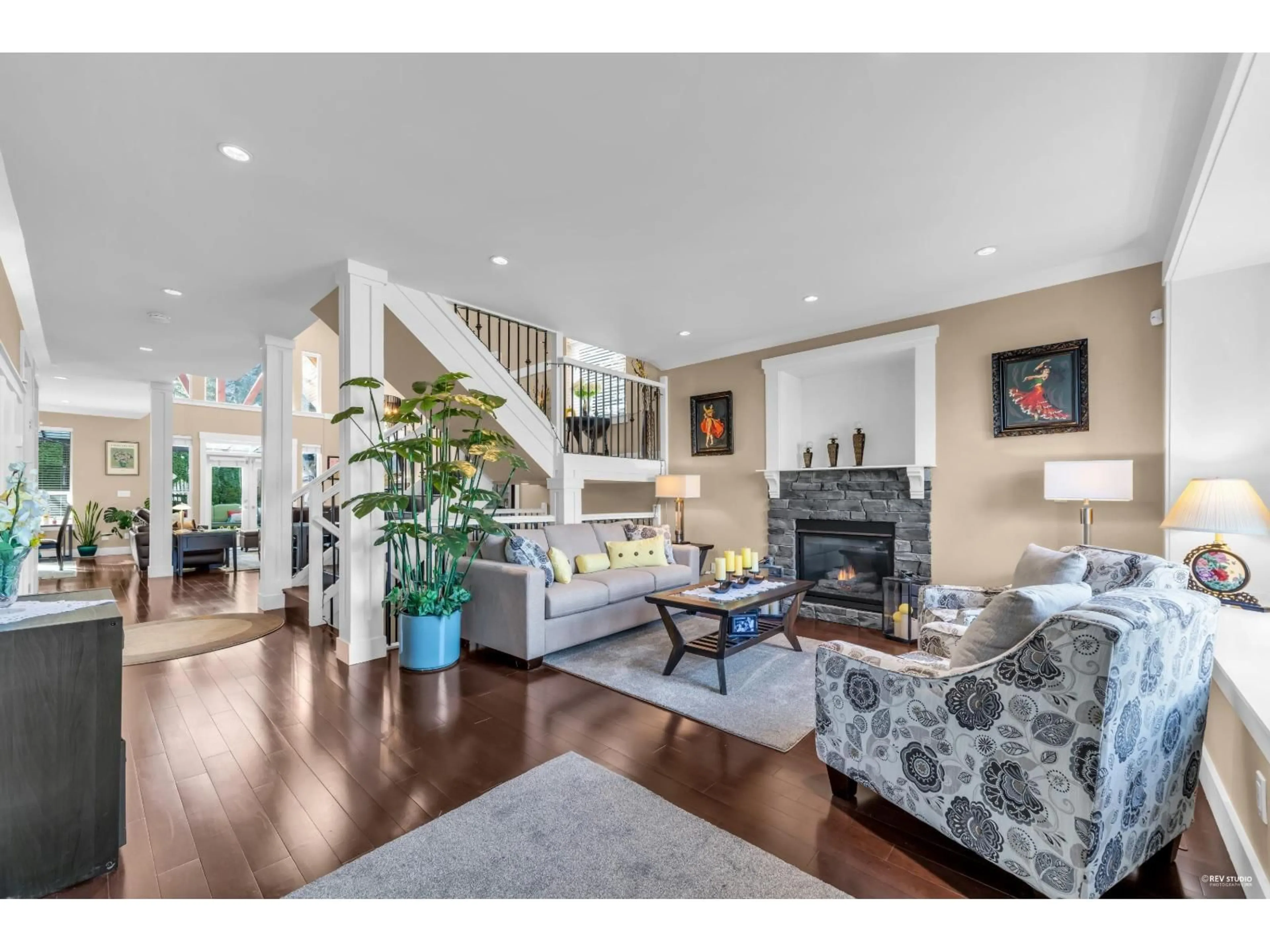 Living room with furniture, unknown for 16238 25 AVENUE, Surrey British Columbia V3Z6S1