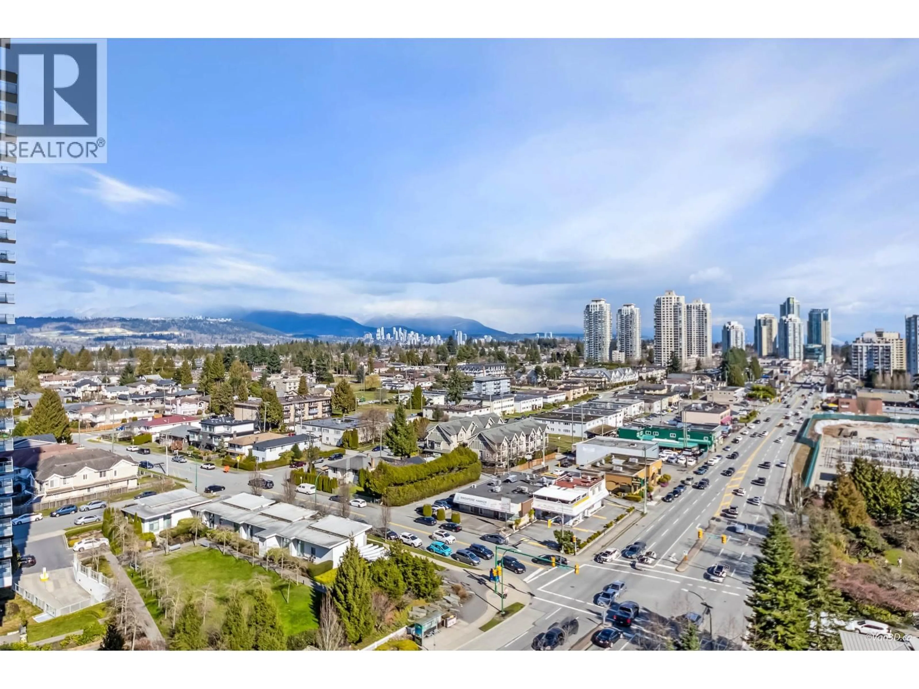 A pic from outside/outdoor area/front of a property/back of a property/a pic from drone, mountain view for 1501 - 6659 SOUTHOAKS CRESCENT, Burnaby British Columbia V5E4M9