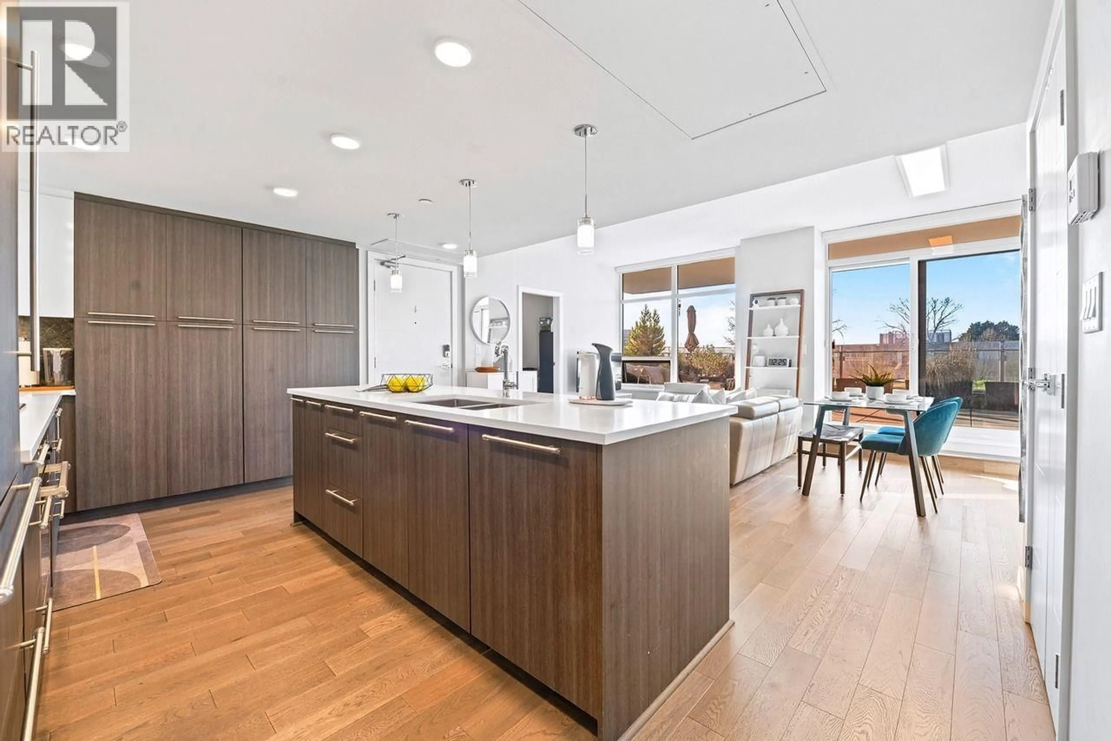 Open concept kitchen, unknown for 401 - 5033 CAMBIE STREET, Vancouver British Columbia V5Z0H6