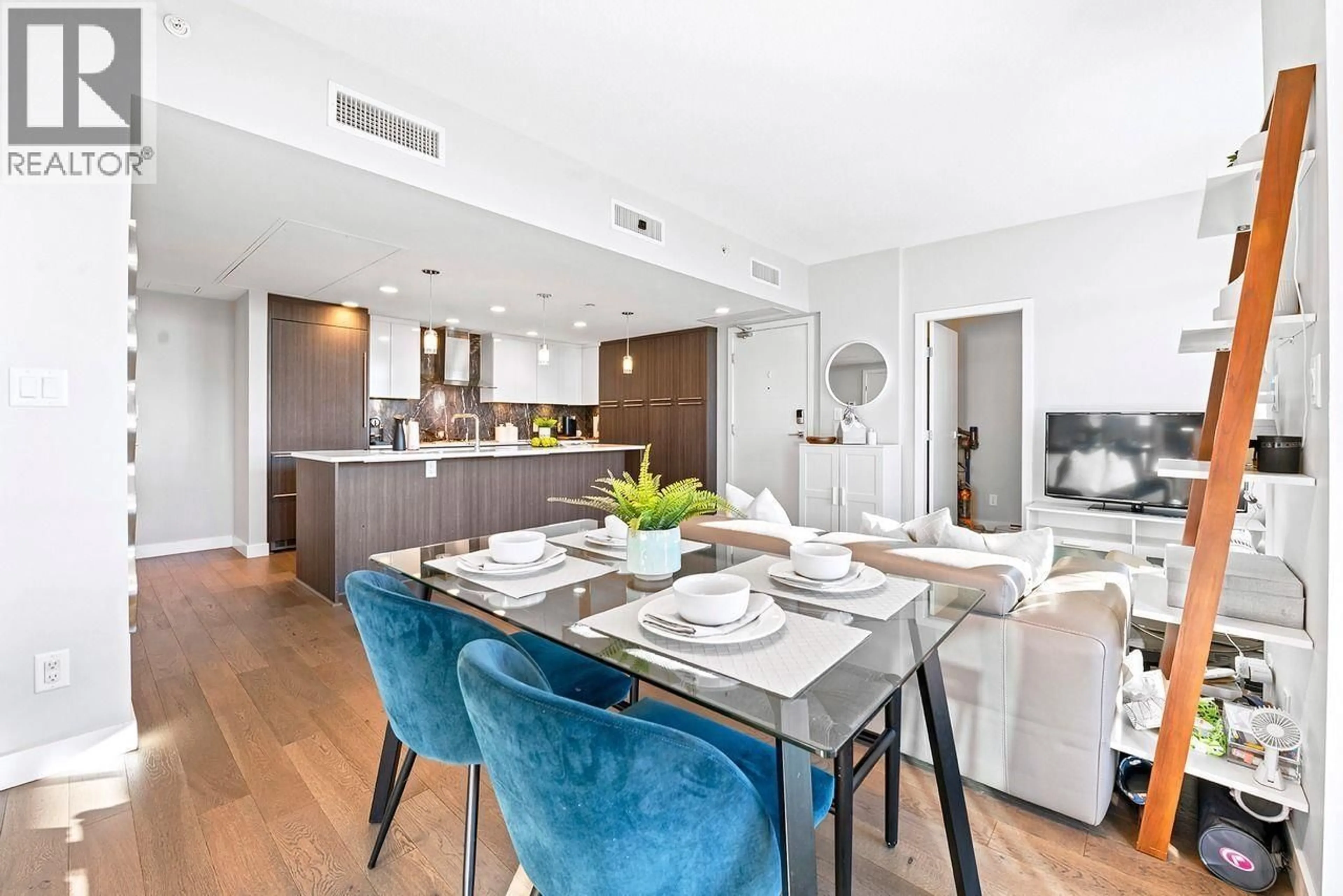 Open concept kitchen, unknown for 401 - 5033 CAMBIE STREET, Vancouver British Columbia V5Z0H6