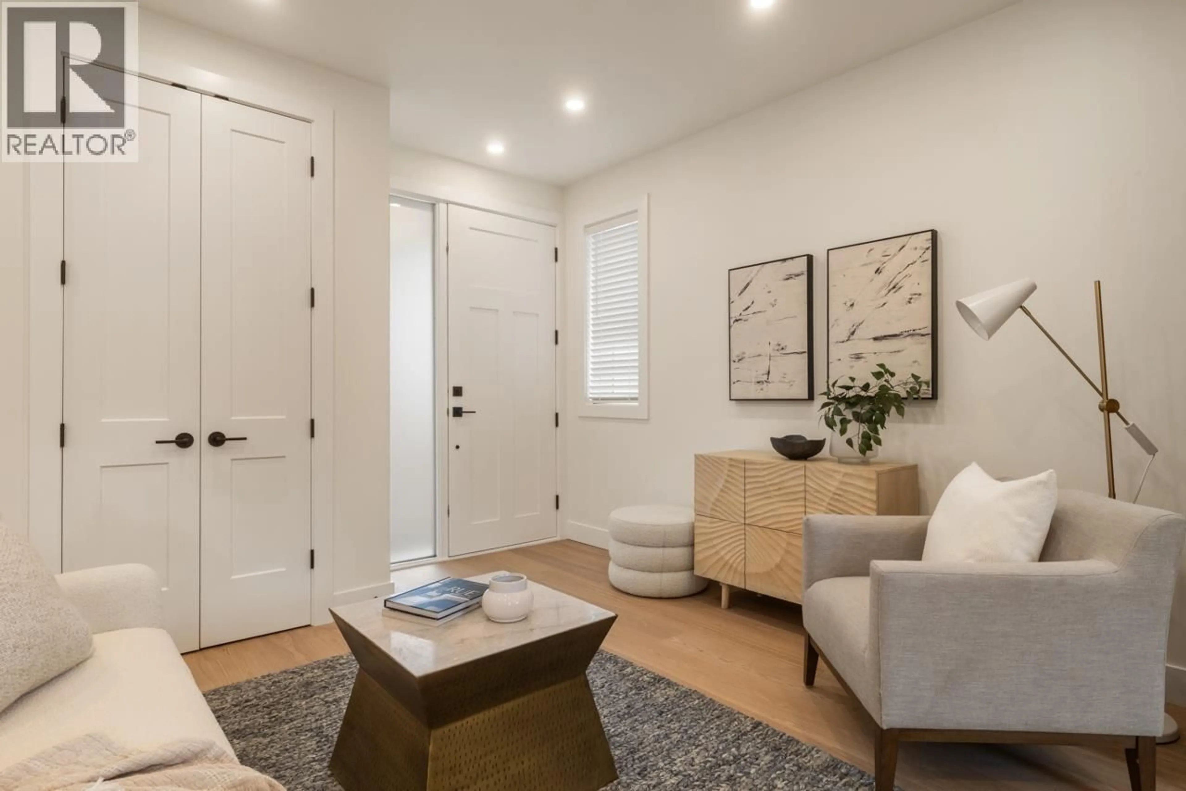 Living room with furniture, unknown for 2049 4TH AVENUE, Vancouver British Columbia V5N1K5