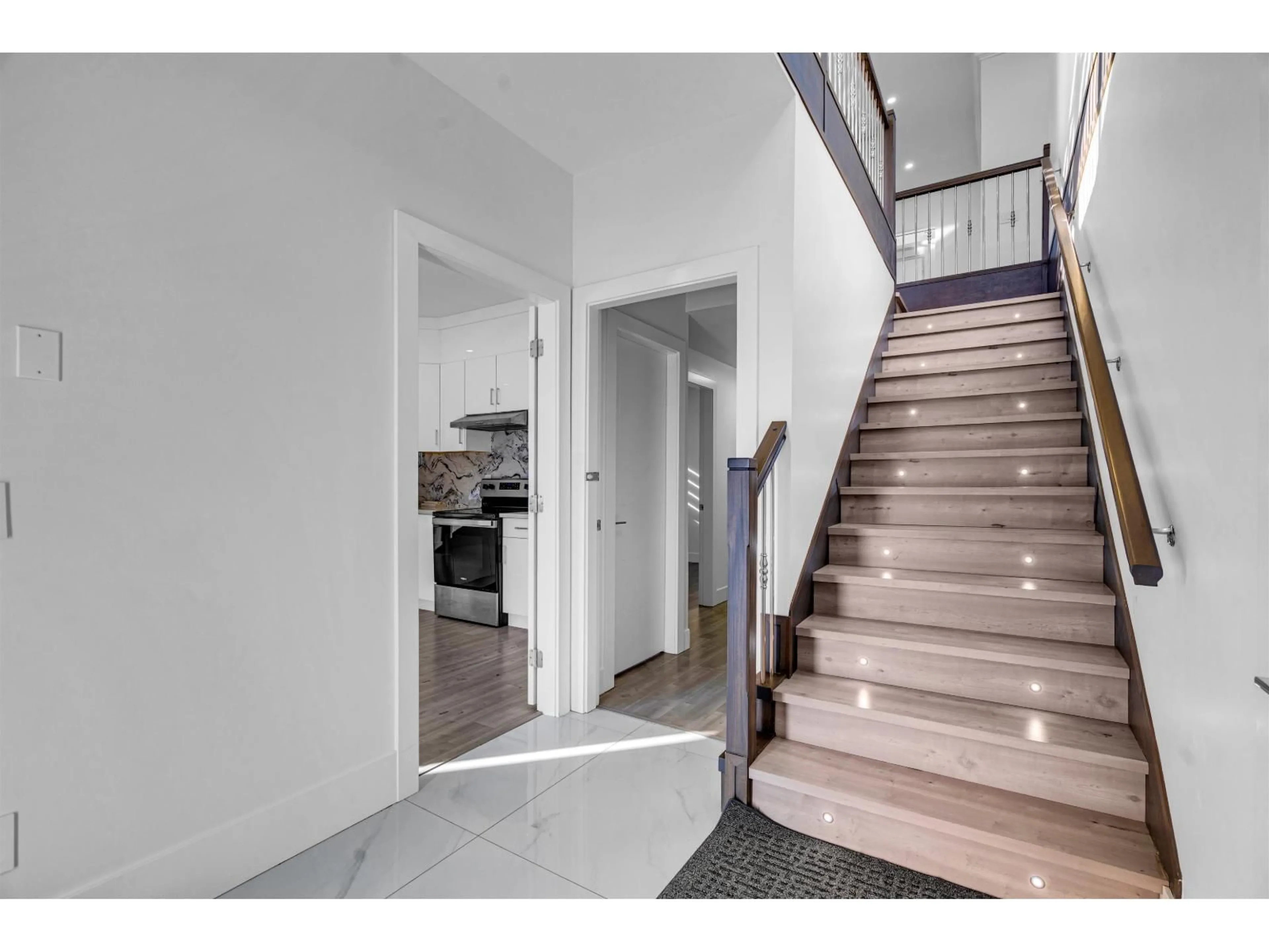 Unknown for 32689 CARTER AVENUE, Mission British Columbia V4S0E6