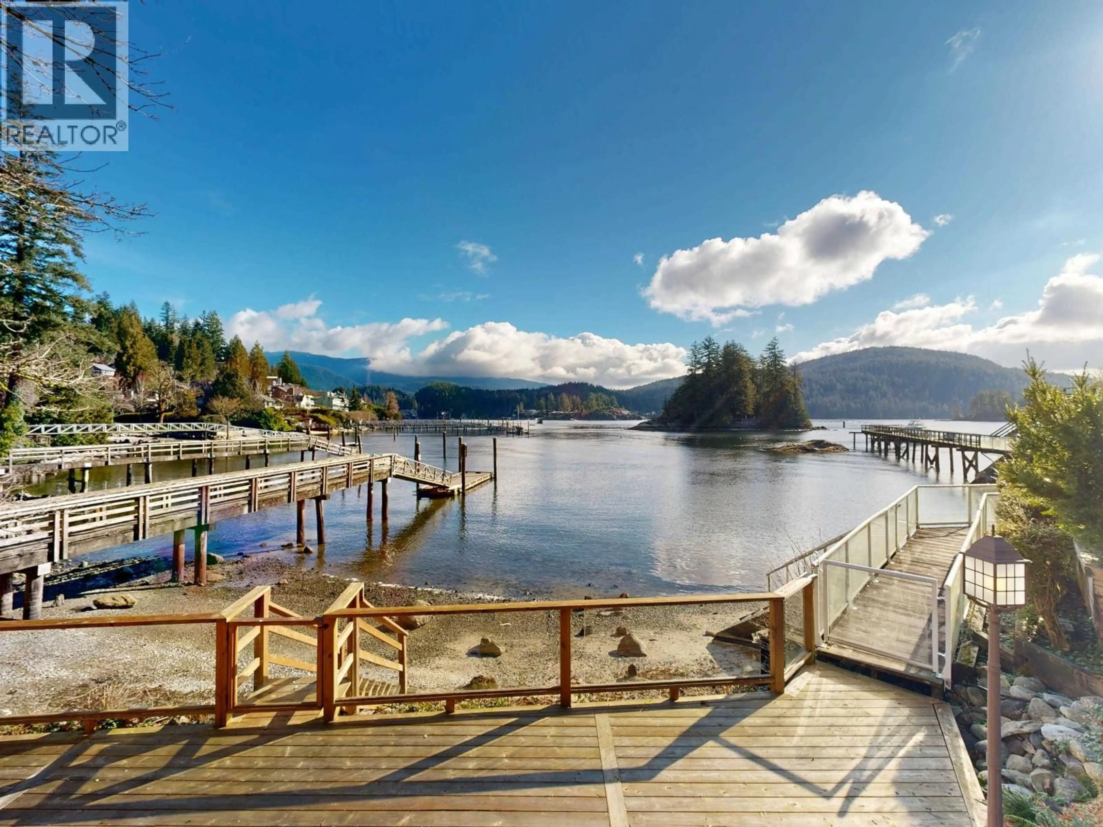 Patio, water/lake/river/ocean view for 4545 STRATHCONA ROAD, North Vancouver British Columbia V7G1G7