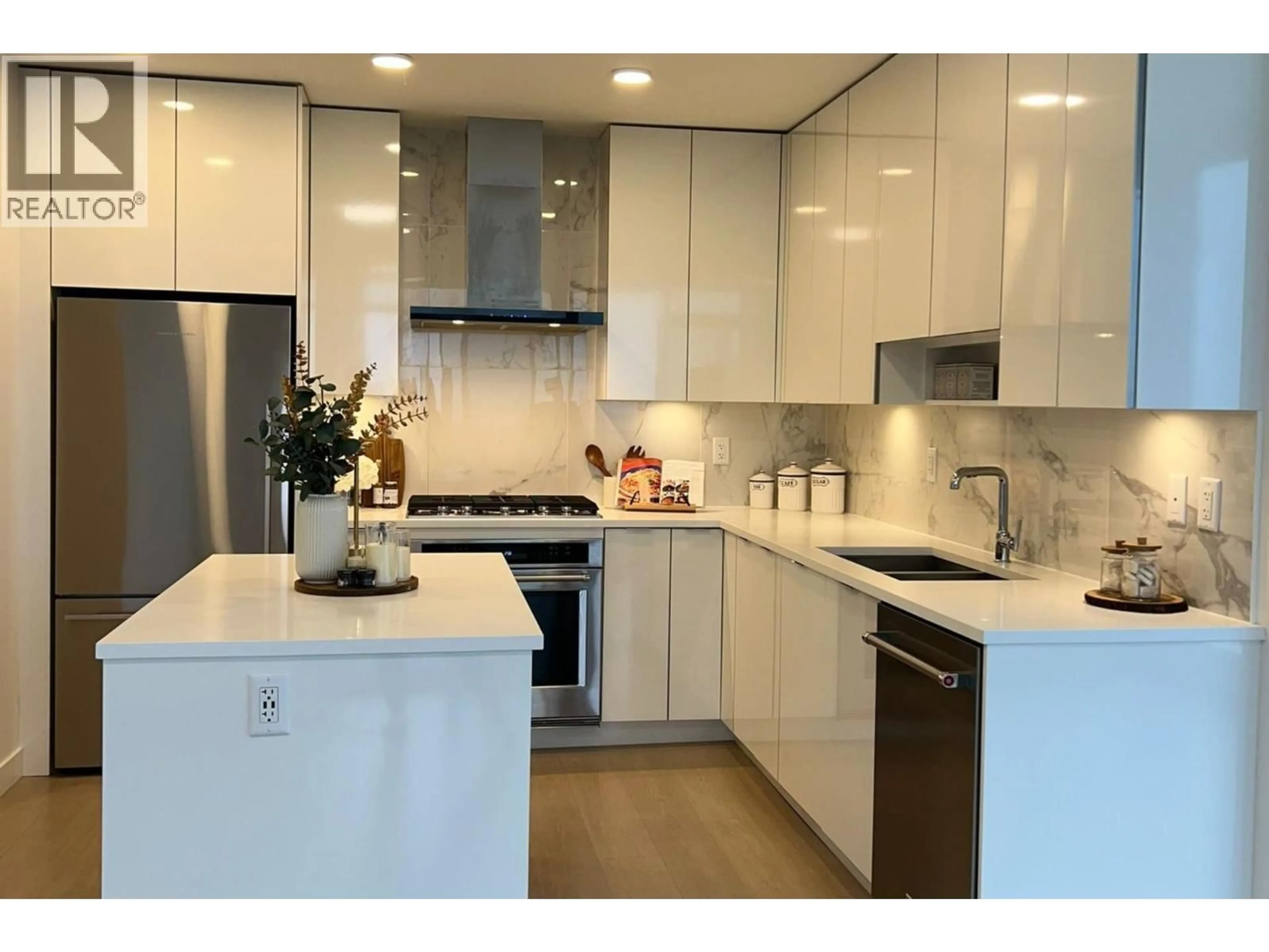 Open concept kitchen, unknown for 704 - 555 SYDNEY AVENUE, Coquitlam British Columbia V3K0G5