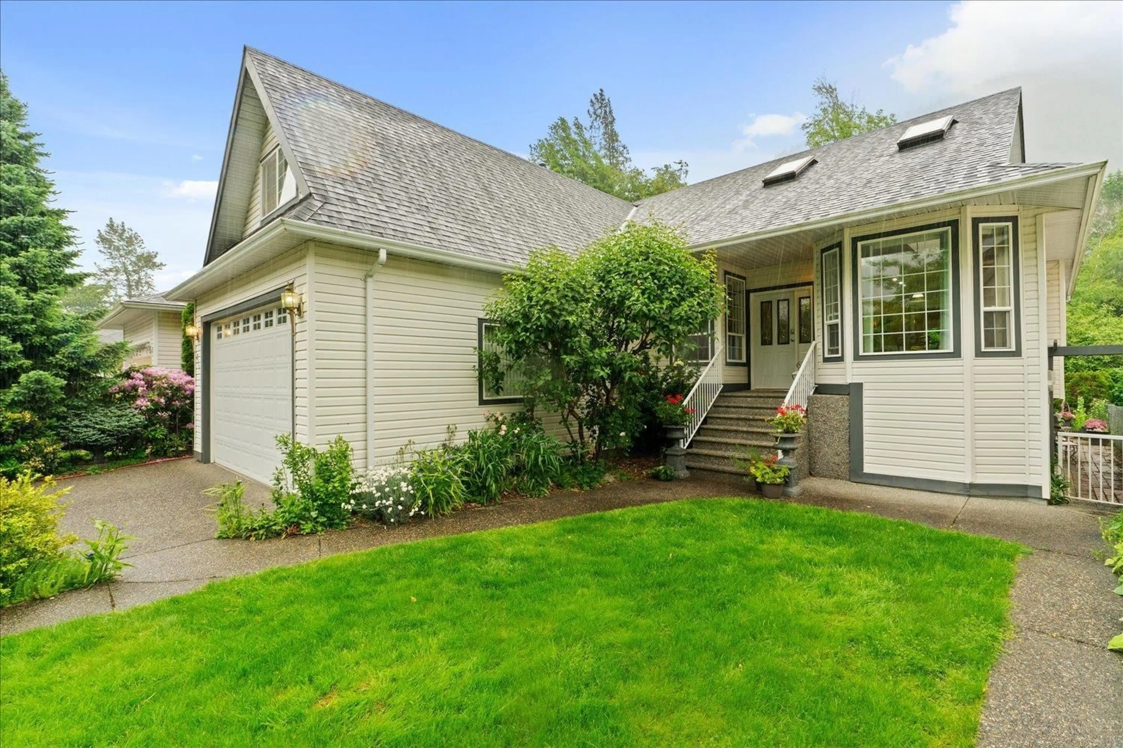 Unknown for 311 MIAMI RIVER DRIVE, Harrison Hot Springs British Columbia V0M1K0