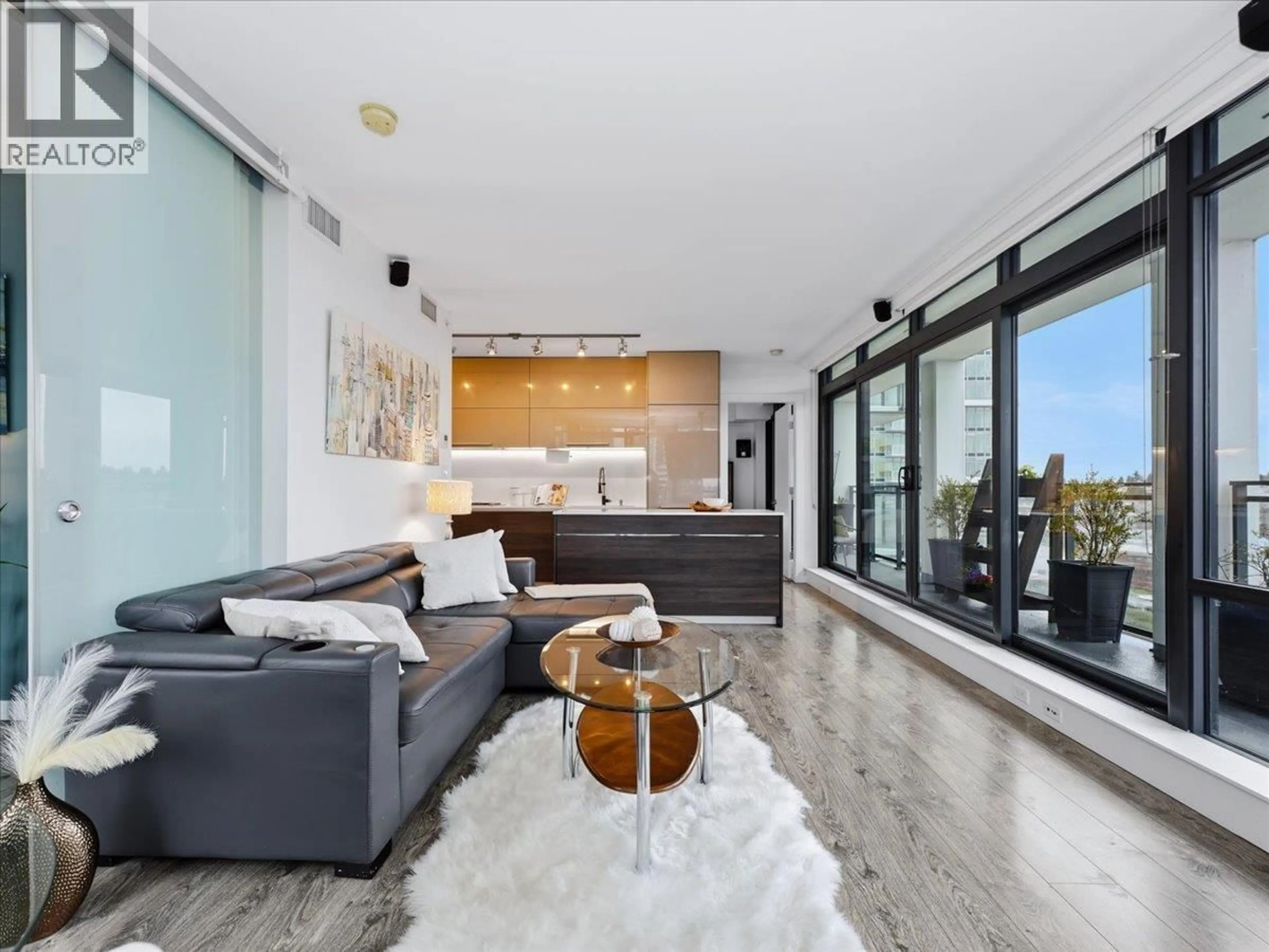 Living room with furniture, unknown for 1106 - 2378 ALPHA AVENUE, Burnaby British Columbia V5C0K2