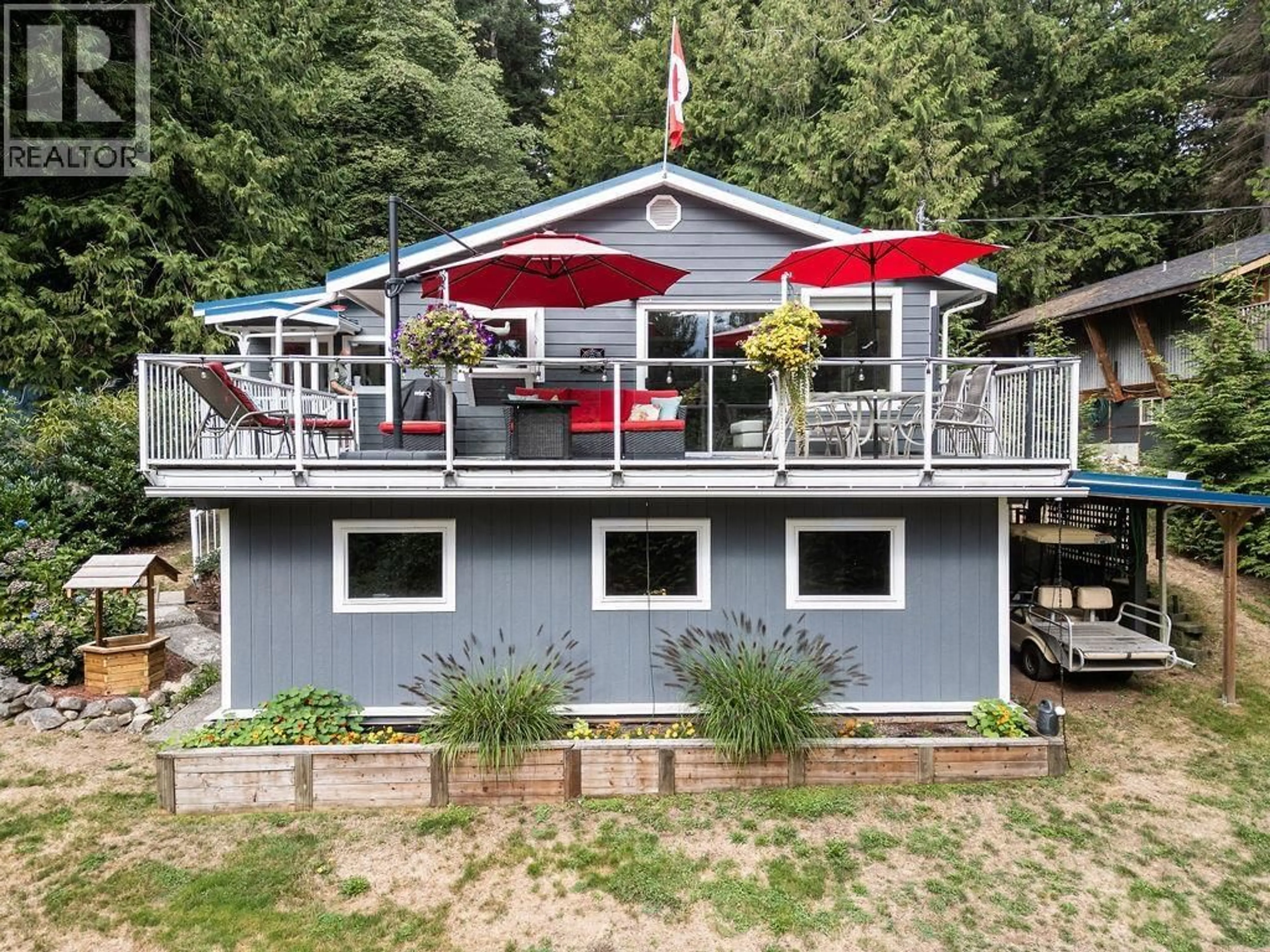Home with vinyl exterior material, water/lake/river/ocean view for 405 GAVIN ROAD, Keats Island British Columbia V0N1V0