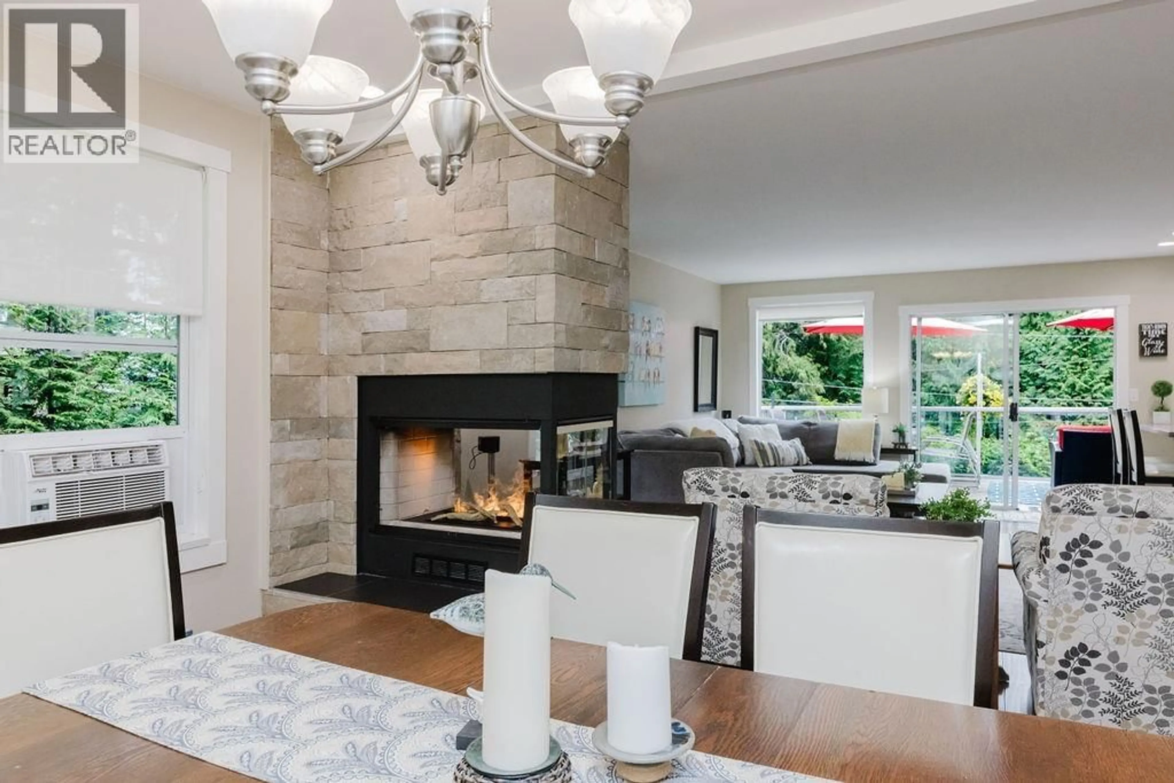 Open concept kitchen, ceramic/tile floor for 405 GAVIN ROAD, Keats Island British Columbia V0N1V0