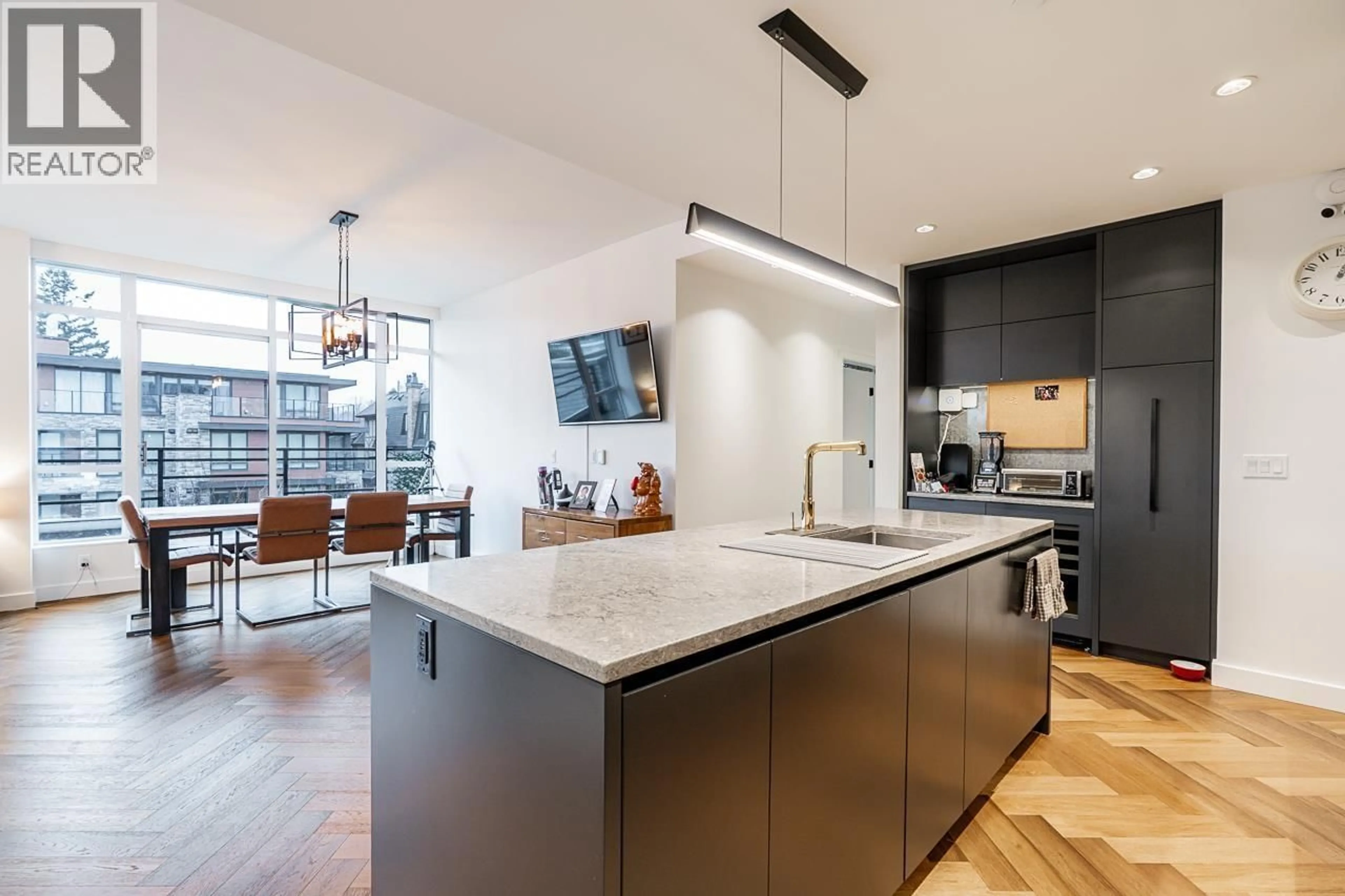 Contemporary kitchen, unknown for 404 - 458 63RD AVENUE, Vancouver British Columbia V5X2J4