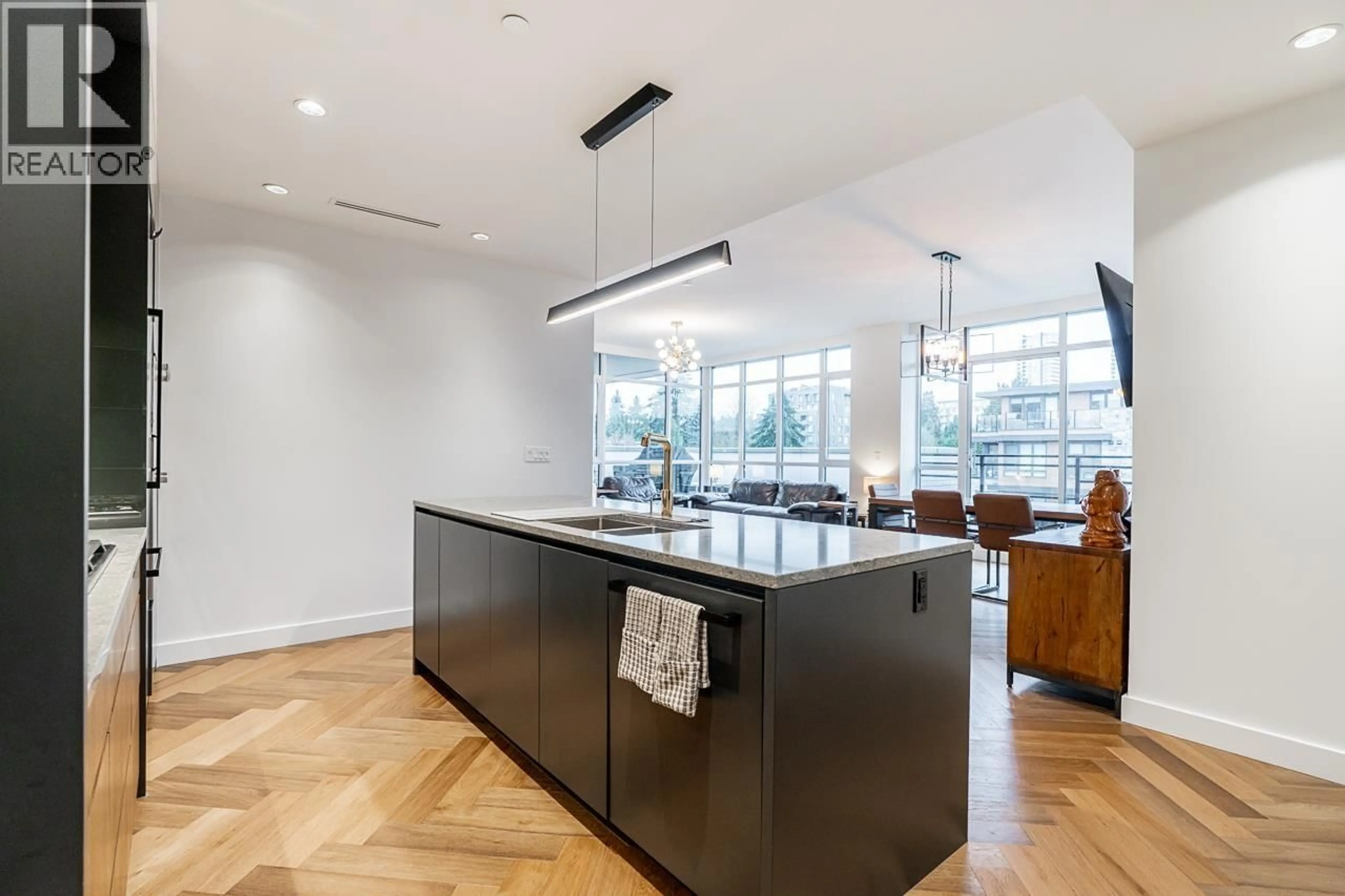 Contemporary kitchen, unknown for 404 - 458 63RD AVENUE, Vancouver British Columbia V5X2J4