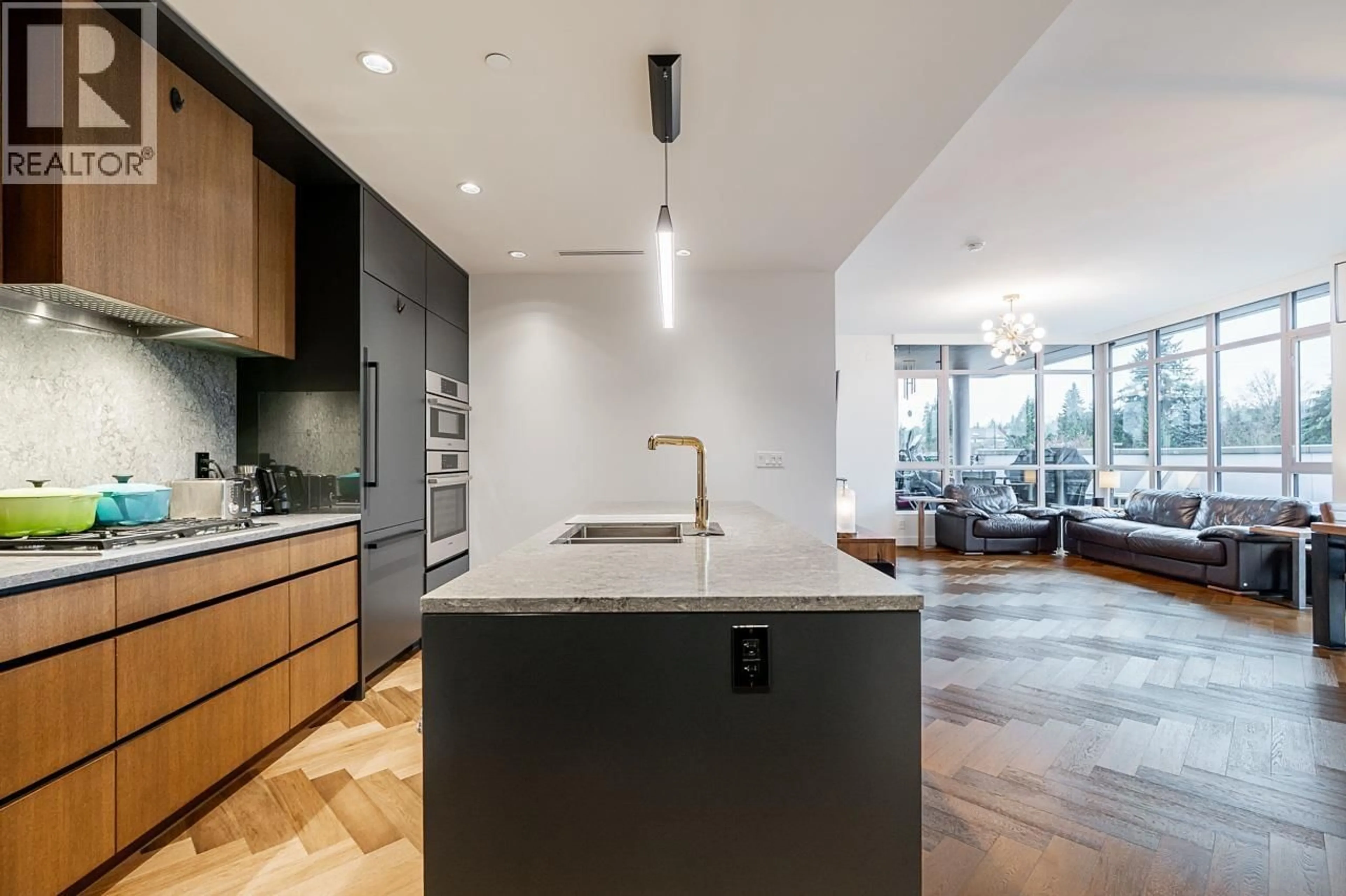 Contemporary kitchen, unknown for 404 - 458 63RD AVENUE, Vancouver British Columbia V5X2J4
