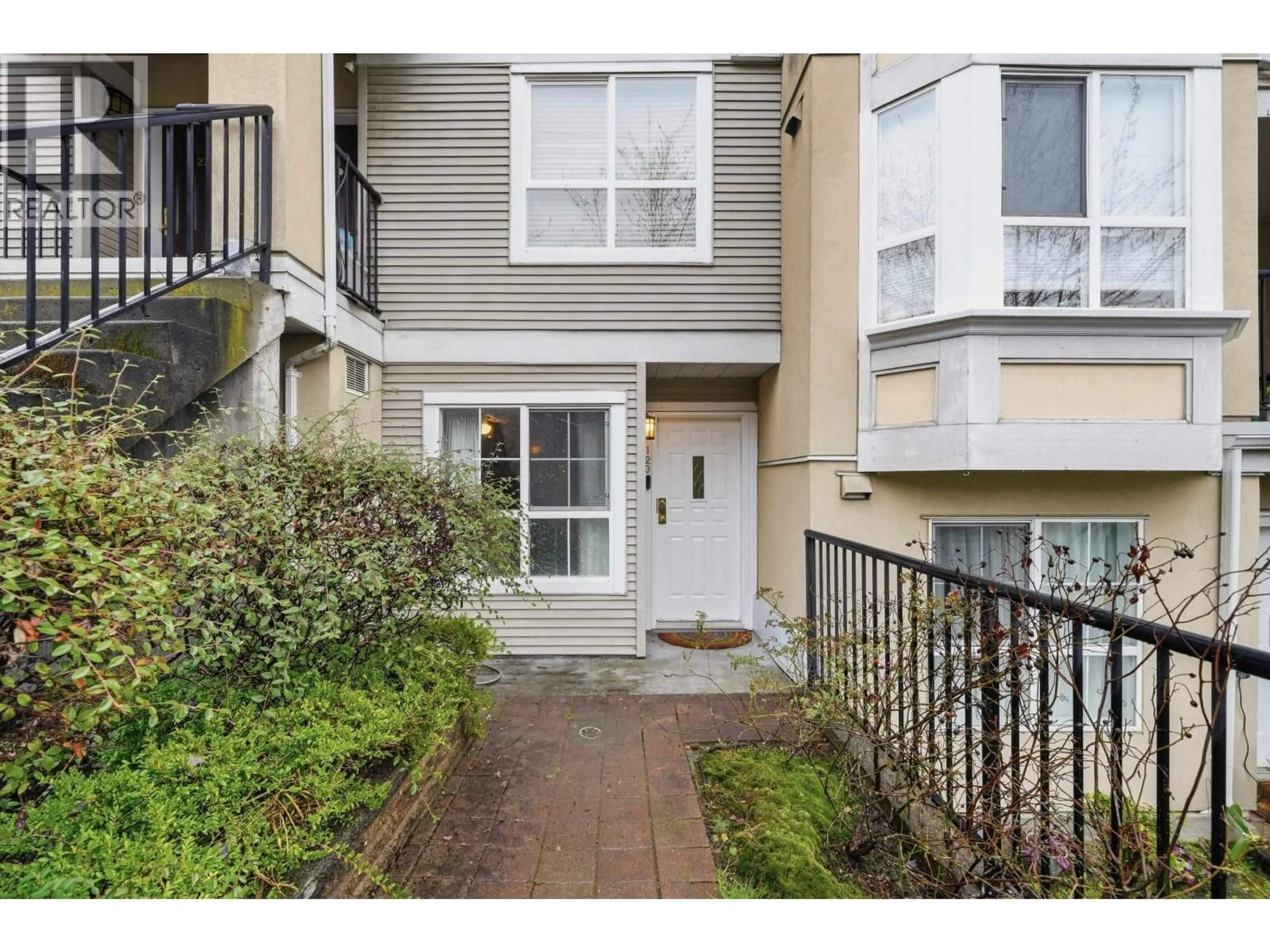 Unknown for 123 - 253 CASEY STREET, Coquitlam British Columbia V3K7A3