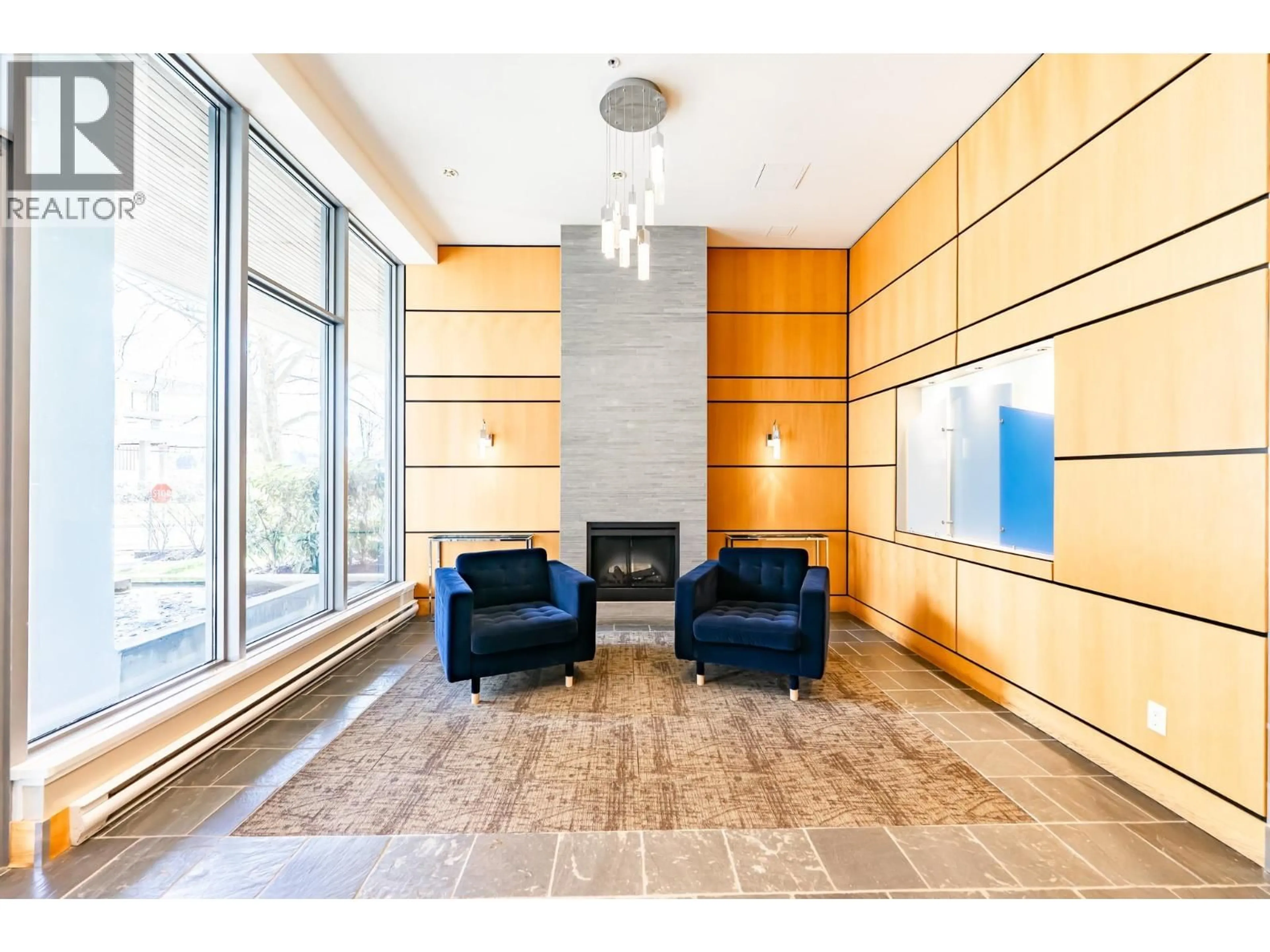 Lobby for 2703 - 2289 YUKON CRESCENT, Burnaby British Columbia V5C0B2