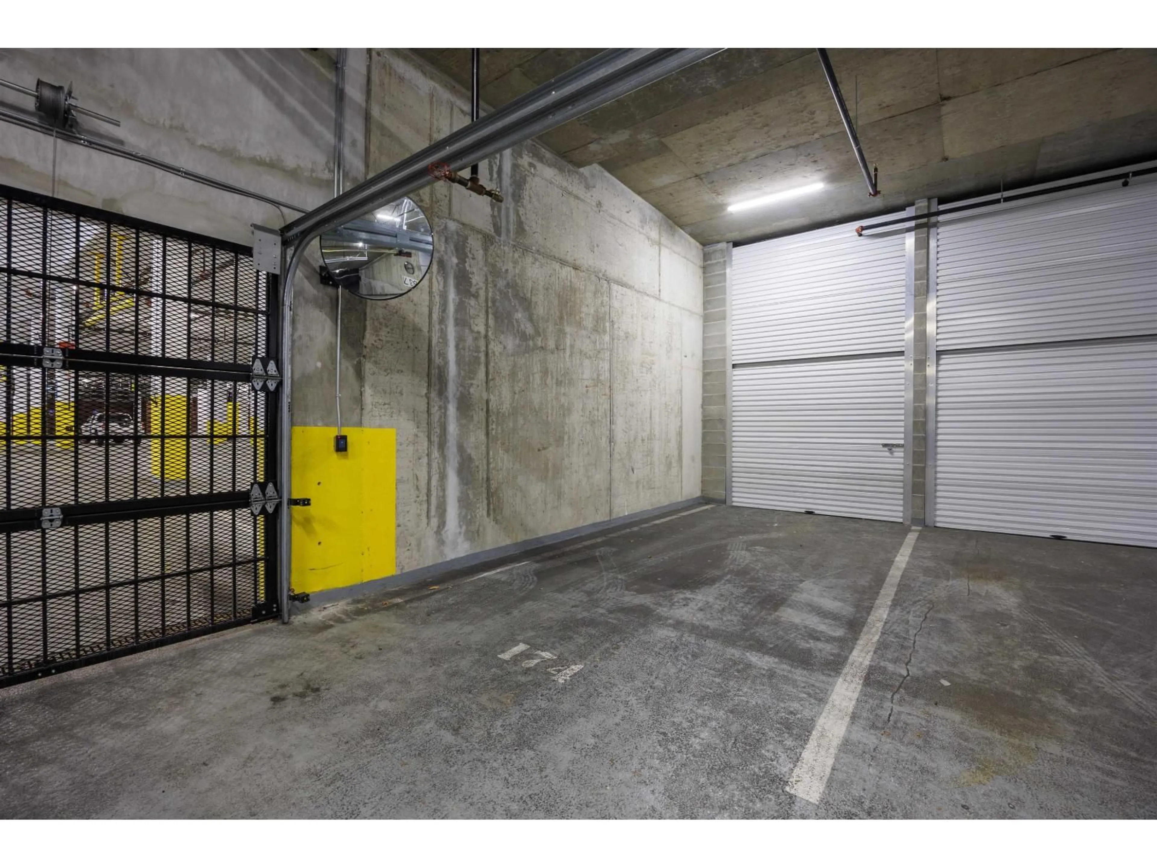 Indoor garage for 205 - 20367 85 AVENUE, Langley British Columbia V2Y3R1
