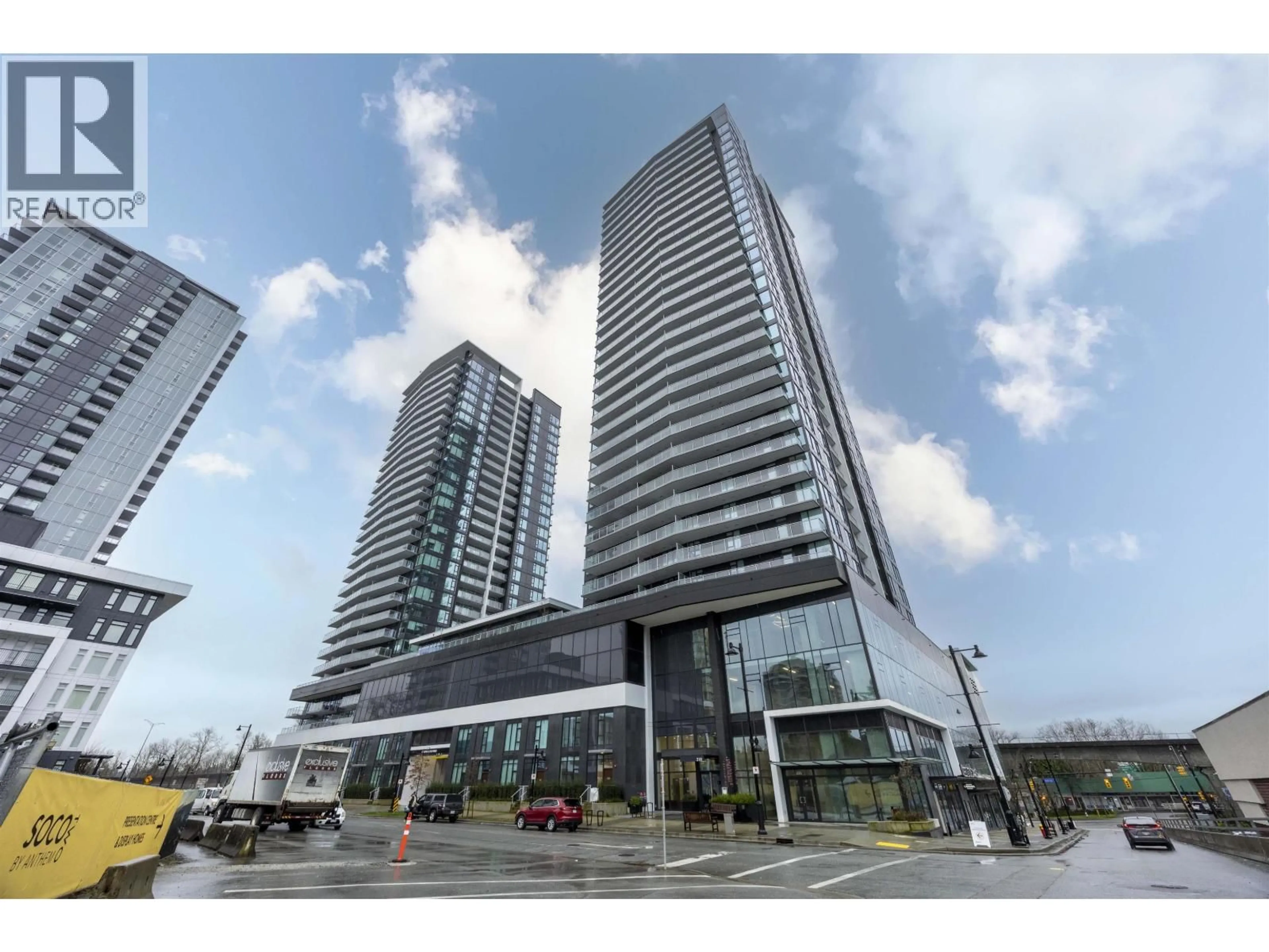 Indoor foyer for 1205 - 318 ALDERSON AVENUE, Coquitlam British Columbia V3K0J1