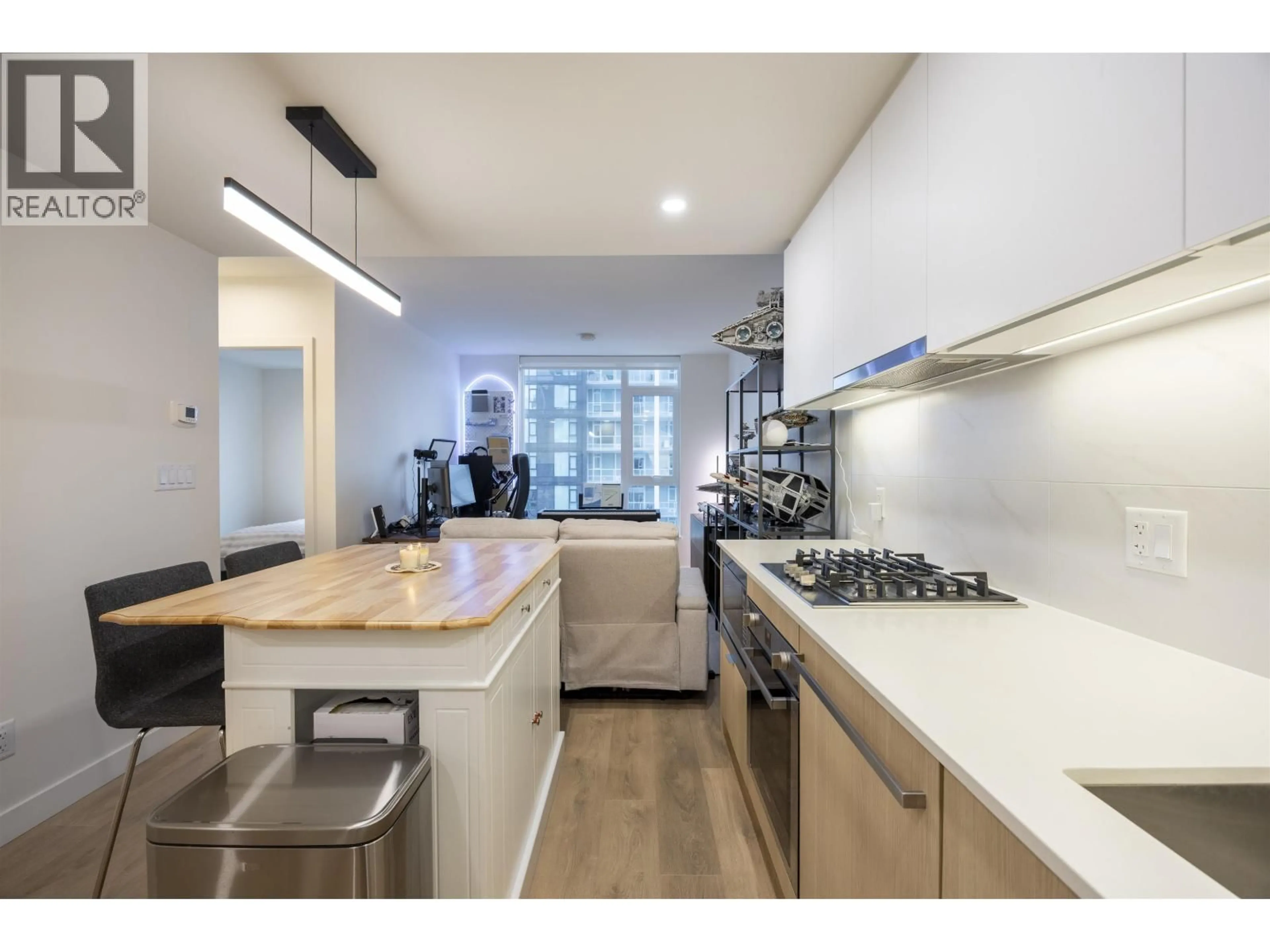 Unknown for 1205 - 318 ALDERSON AVENUE, Coquitlam British Columbia V3K0J1