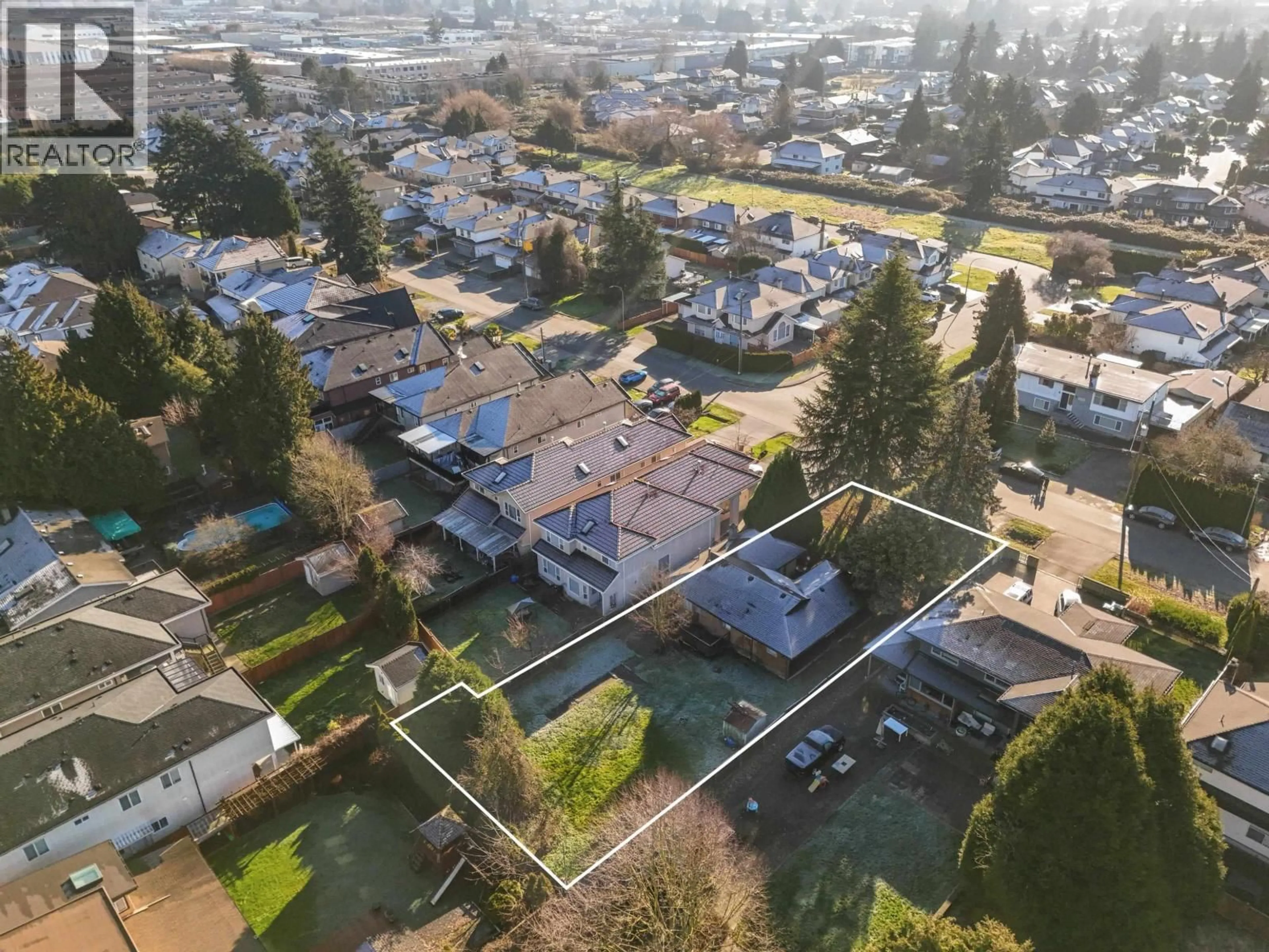 A pic from outside/outdoor area/front of a property/back of a property/a pic from drone, unknown for 10331 FINLAYSON DRIVE, Richmond British Columbia V6X1W8