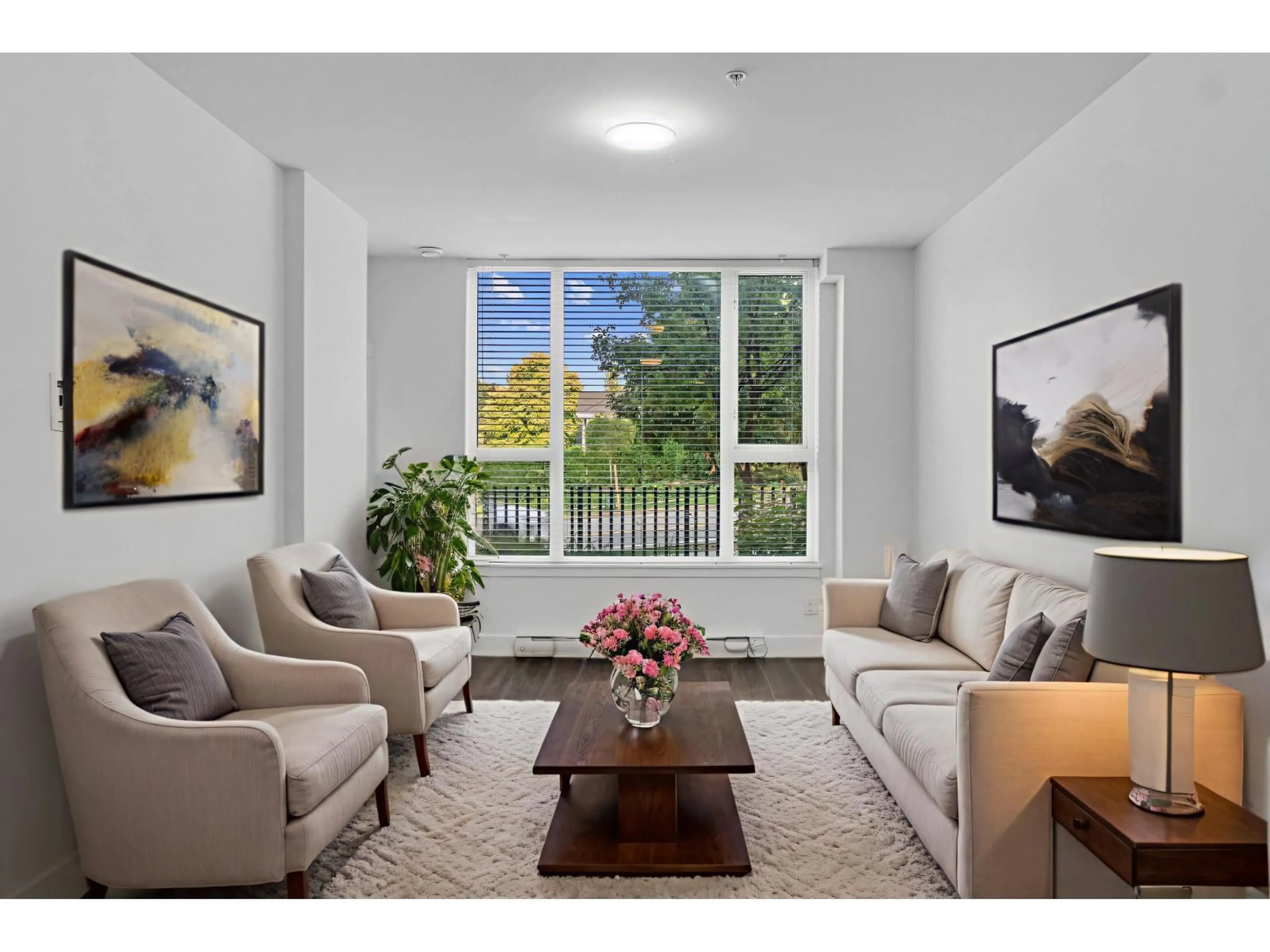 Living room with furniture, unknown for 103 - 9983 E BARNSTON DRIVE, Surrey British Columbia V4N6T3