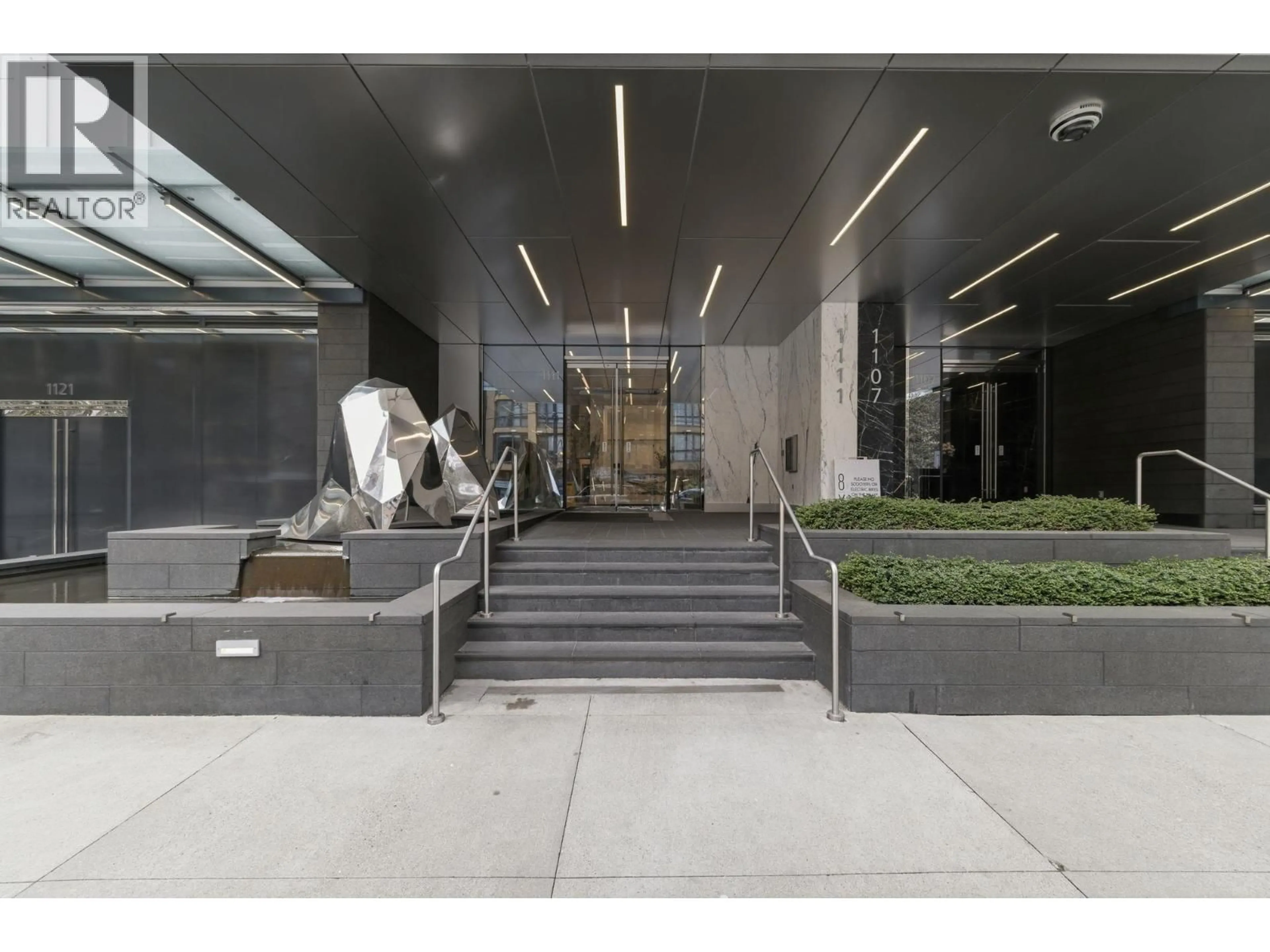 Indoor foyer for 1909 - 1111 RICHARDS STREET, Vancouver British Columbia V6B0S3