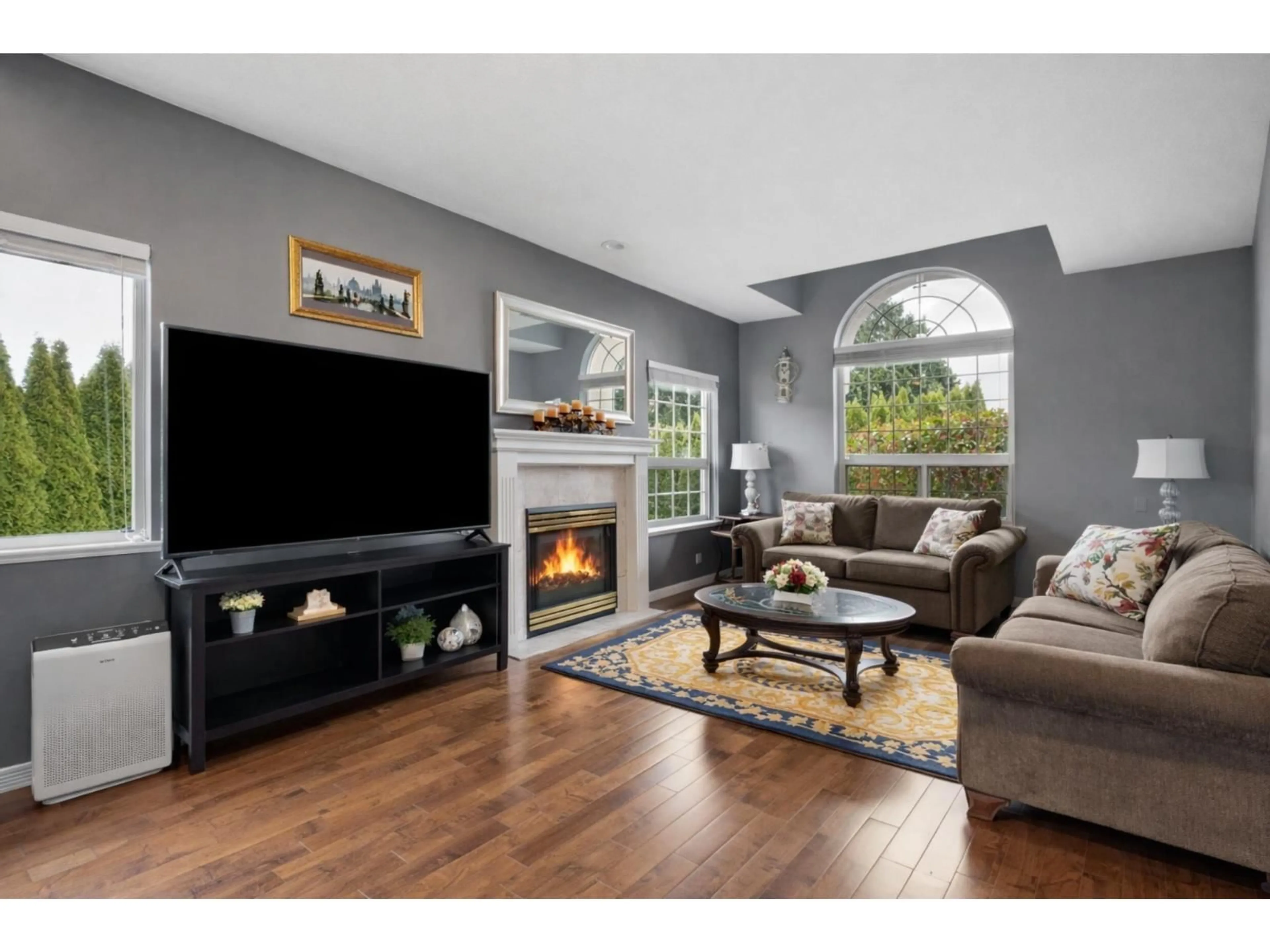 Living room with furniture, unknown for 16583 10 AVENUE, White Rock British Columbia V4A9S1