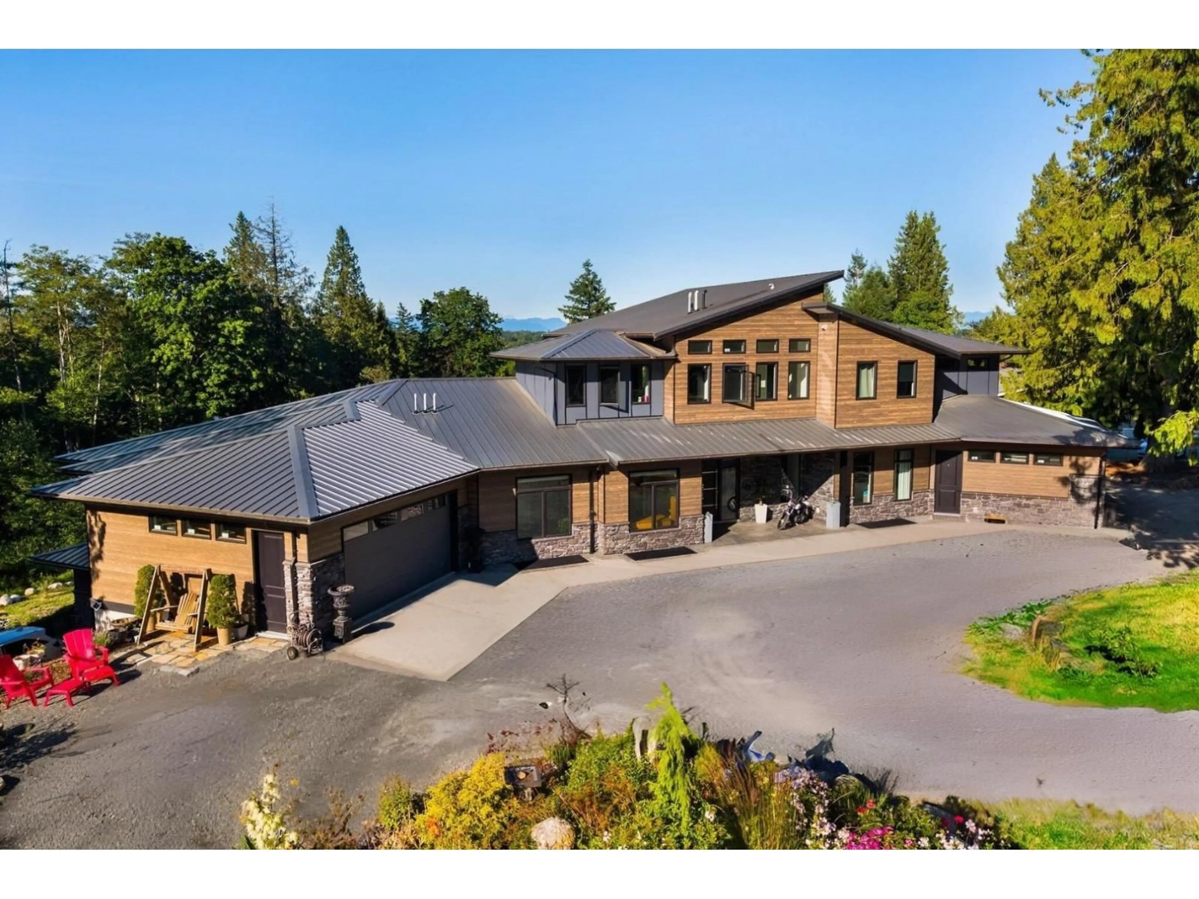 A pic from outside/outdoor area/front of a property/back of a property/a pic from drone, building for 205 210 STREET, Langley British Columbia V2Z2G6