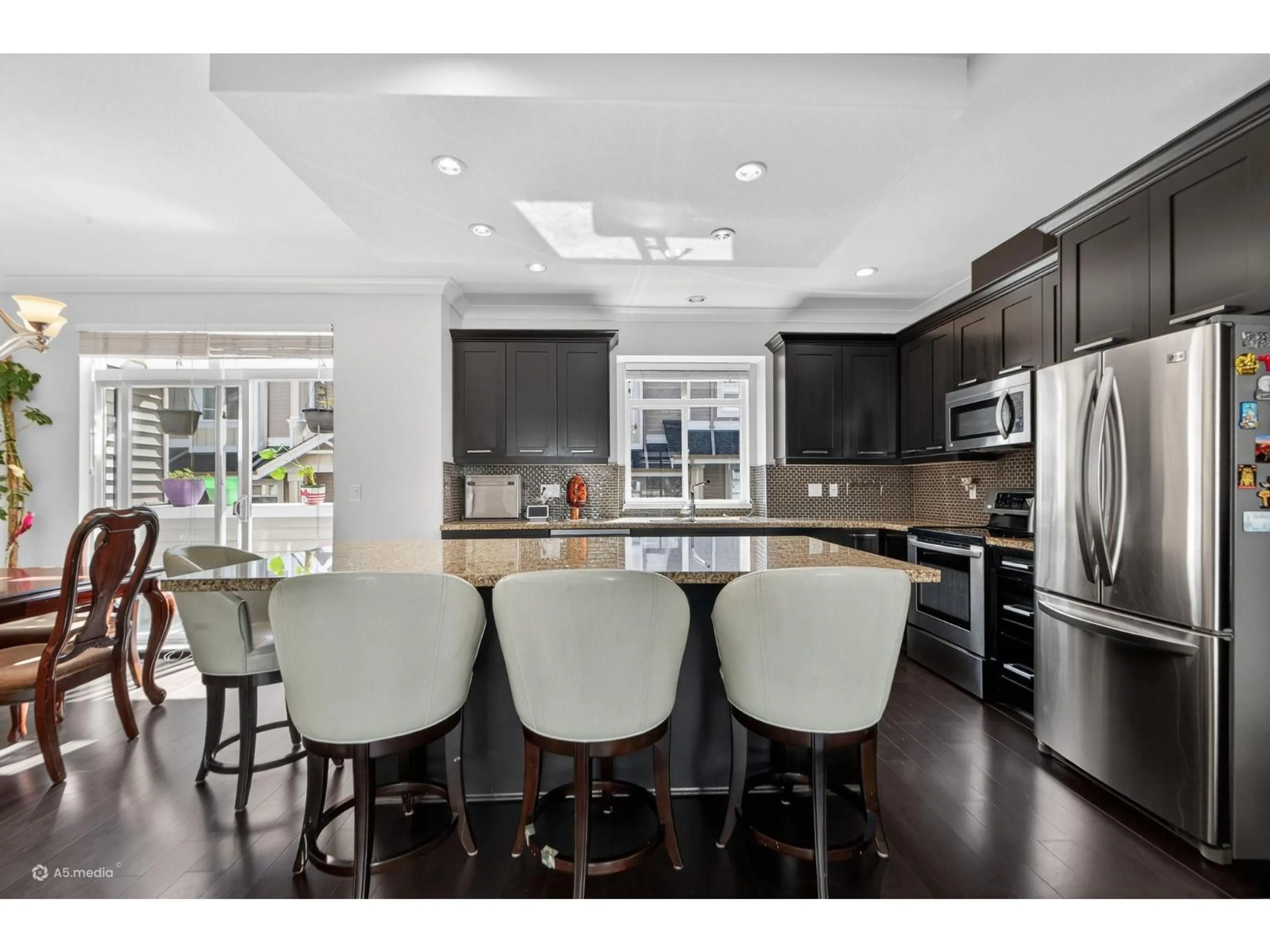 Open concept kitchen, unknown for 11 - 2925 KING GEORGE BOULEVARD, Surrey British Columbia V4P1B8