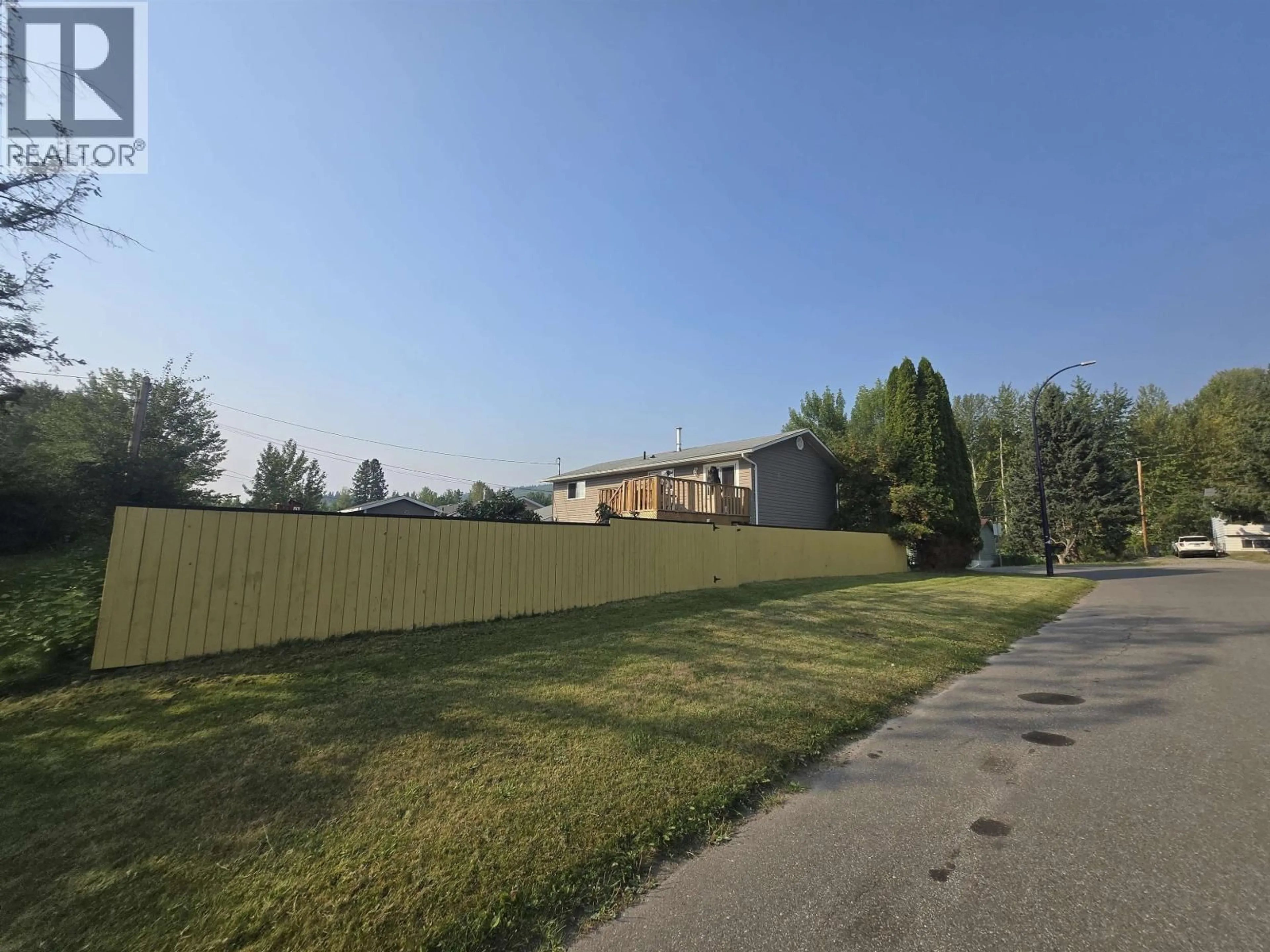A pic from outside/outdoor area/front of a property/back of a property/a pic from drone, street for 540 PIERCE CRESCENT, Quesnel British Columbia V2J4X8