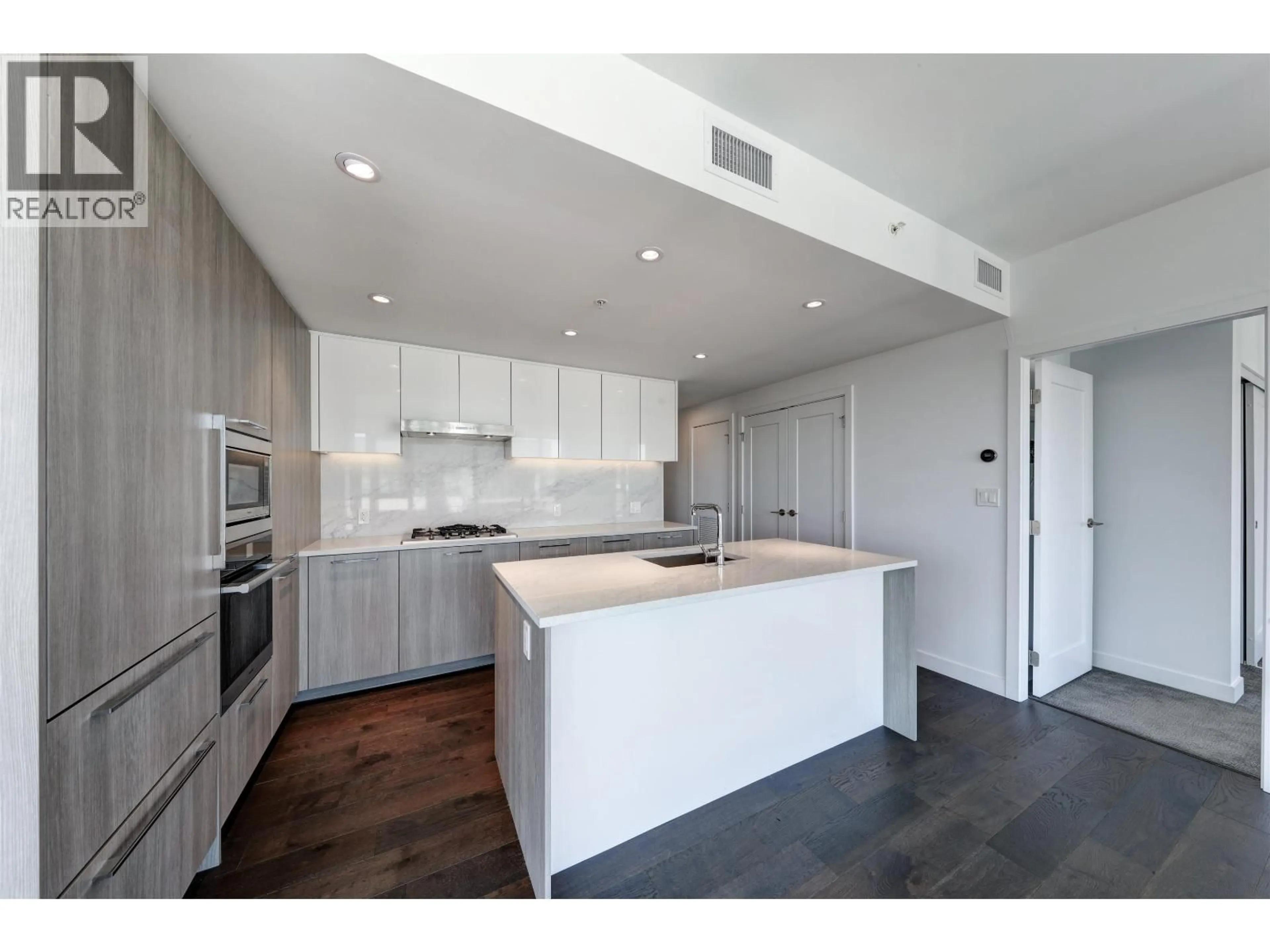 Open concept kitchen, unknown for 1306 - 8199 CAPSTAN WAY, Richmond British Columbia V6X0V1