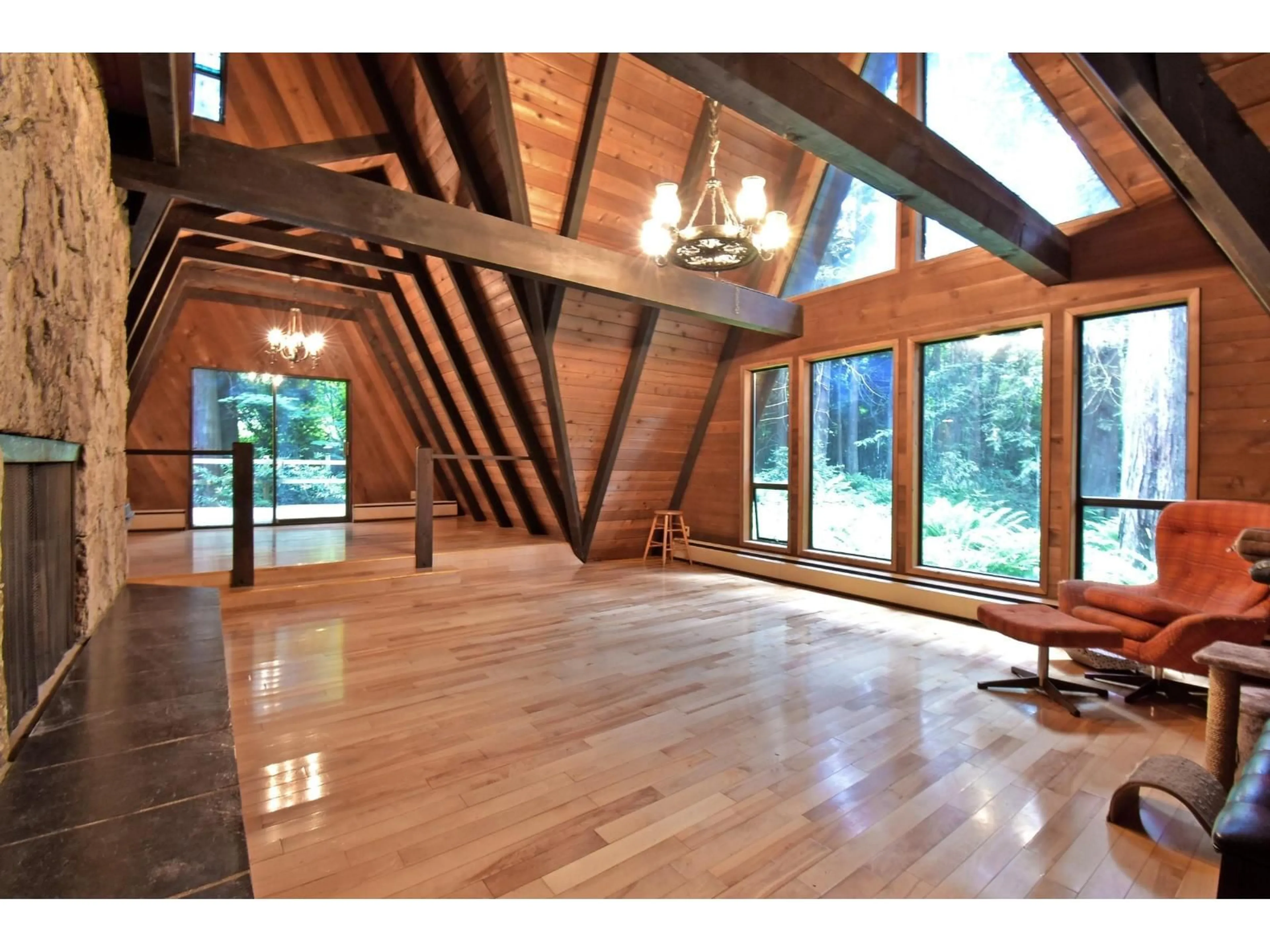 Indoor foyer for 2845 132 STREET, Surrey British Columbia V4P1J9