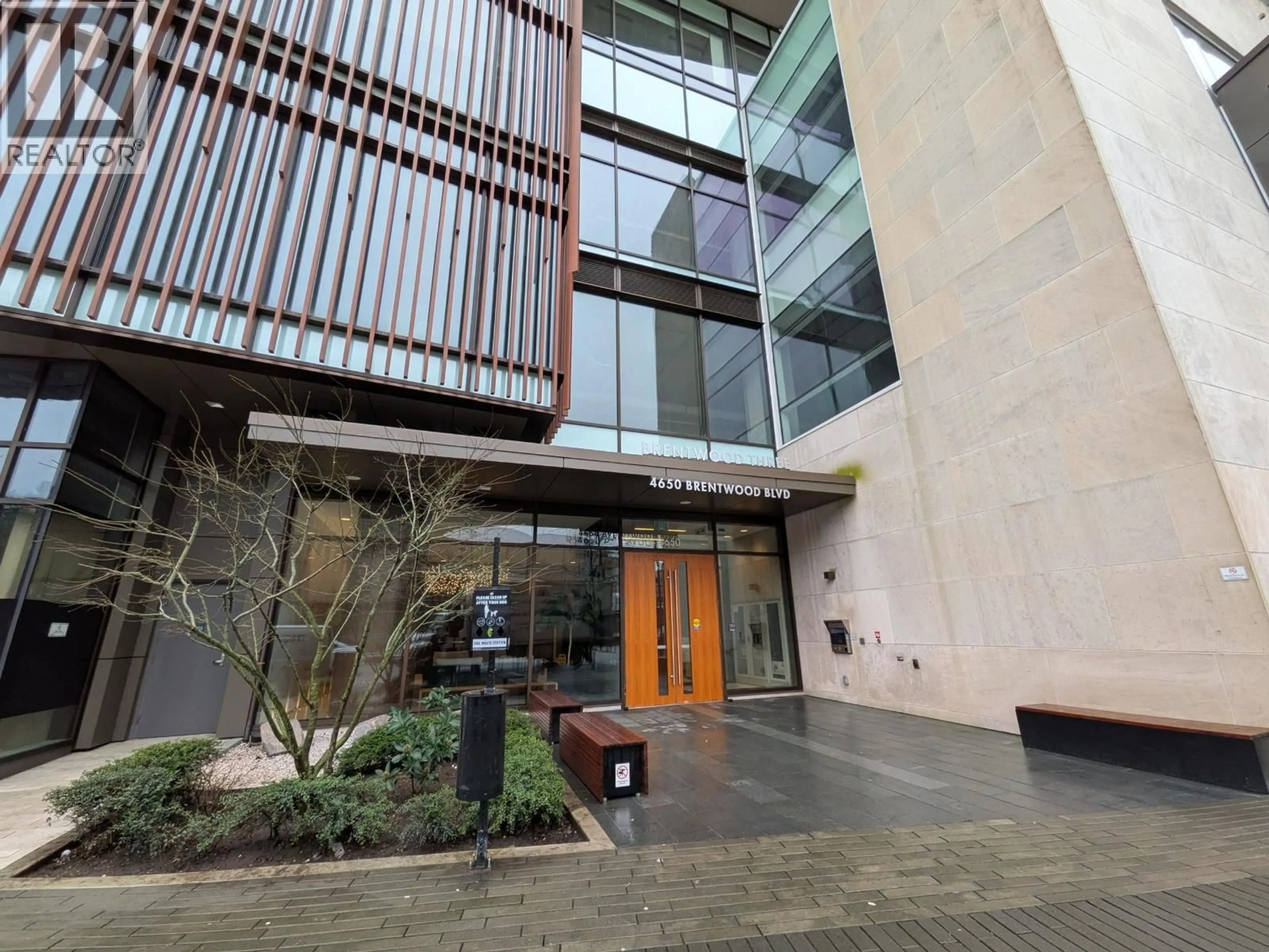 Indoor foyer for 5008 - 4650 BRENTWOOD BOULEVARD, Burnaby British Columbia V5C0M3