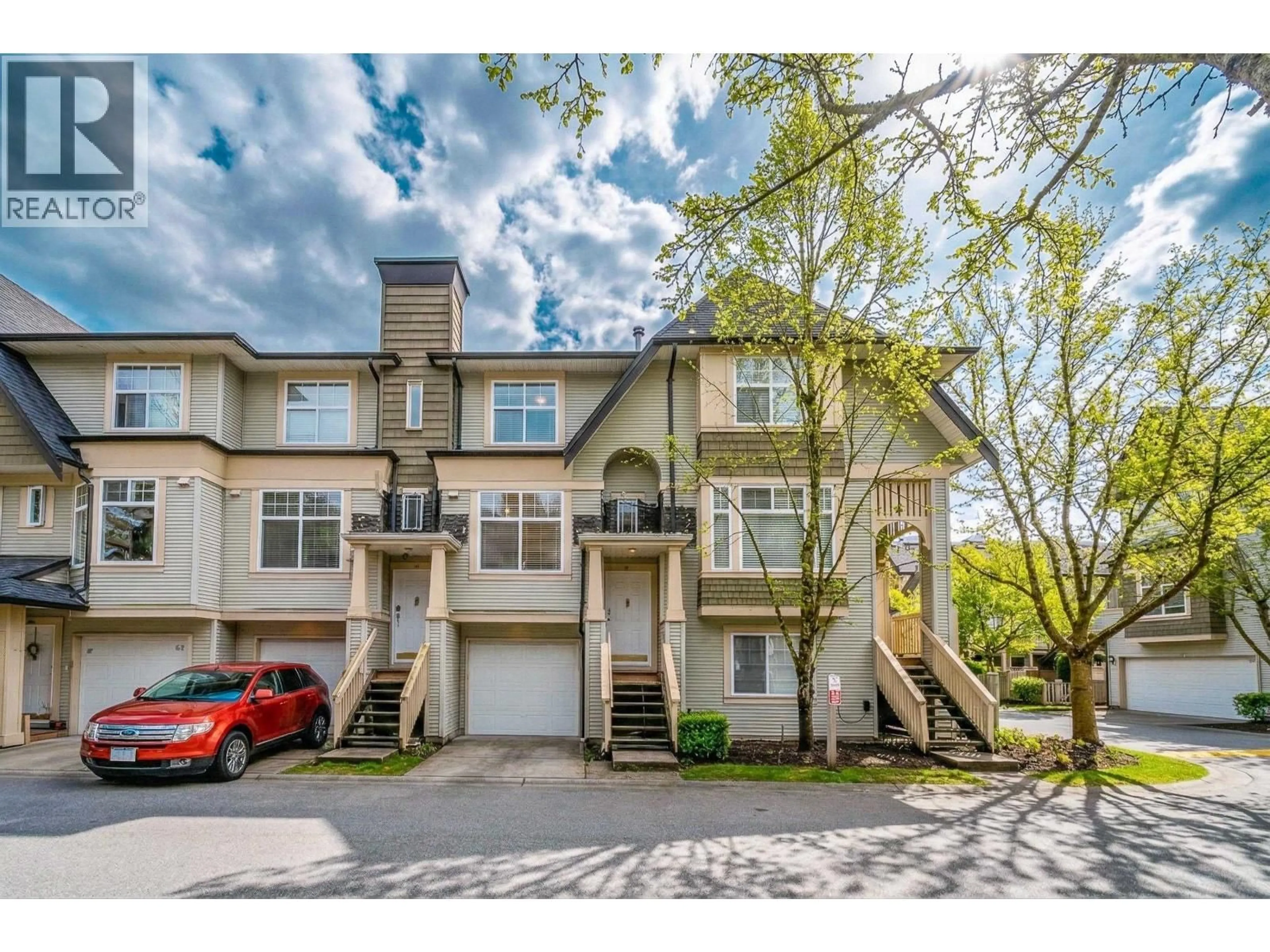 A pic from outside/outdoor area/front of a property/back of a property/a pic from drone, street for 83 - 3711 ROBSON COURT, Richmond British Columbia V7C5T8