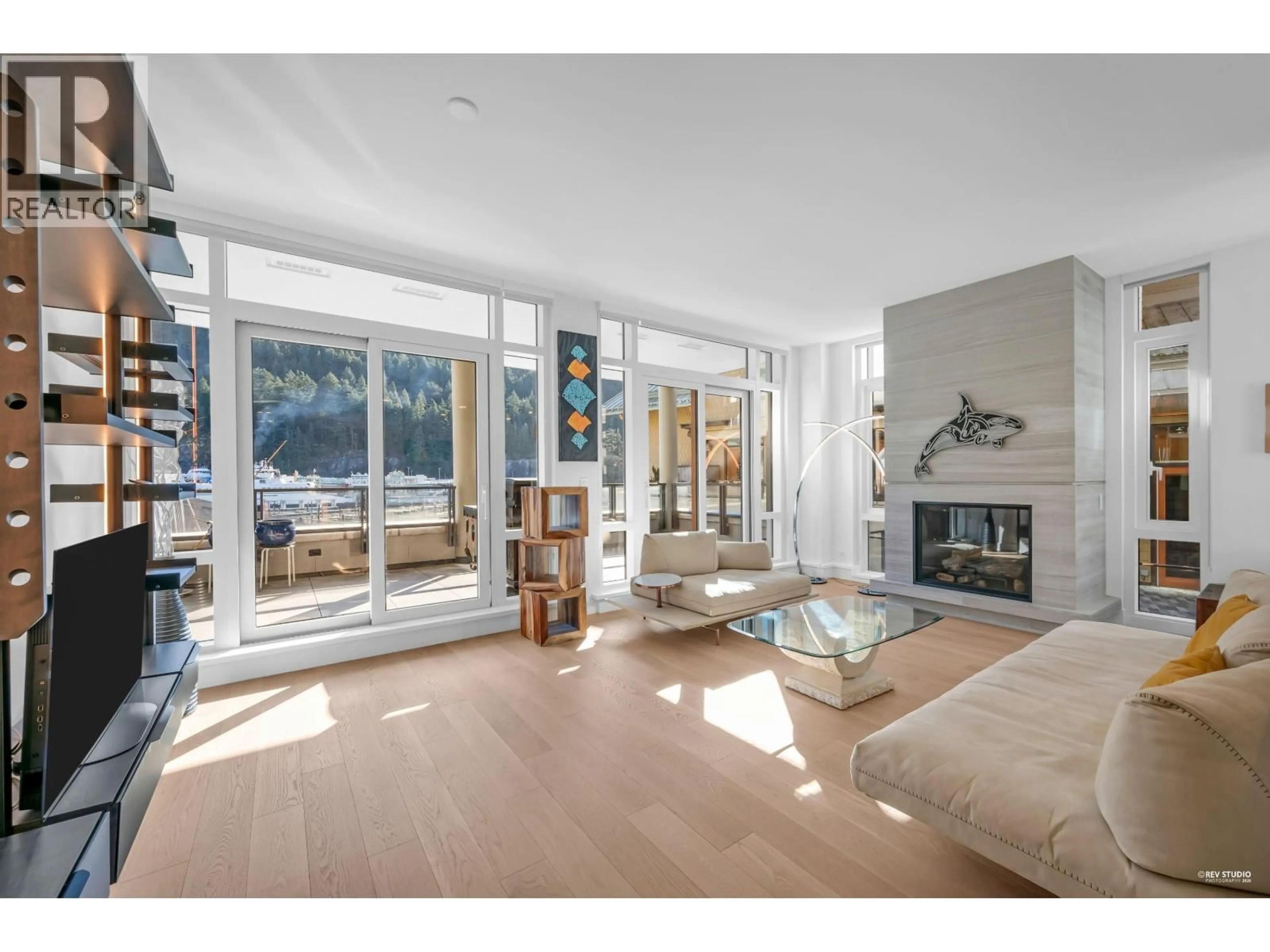 Unknown for 203 - 6697 NELSON AVENUE, West Vancouver British Columbia V7W2B2