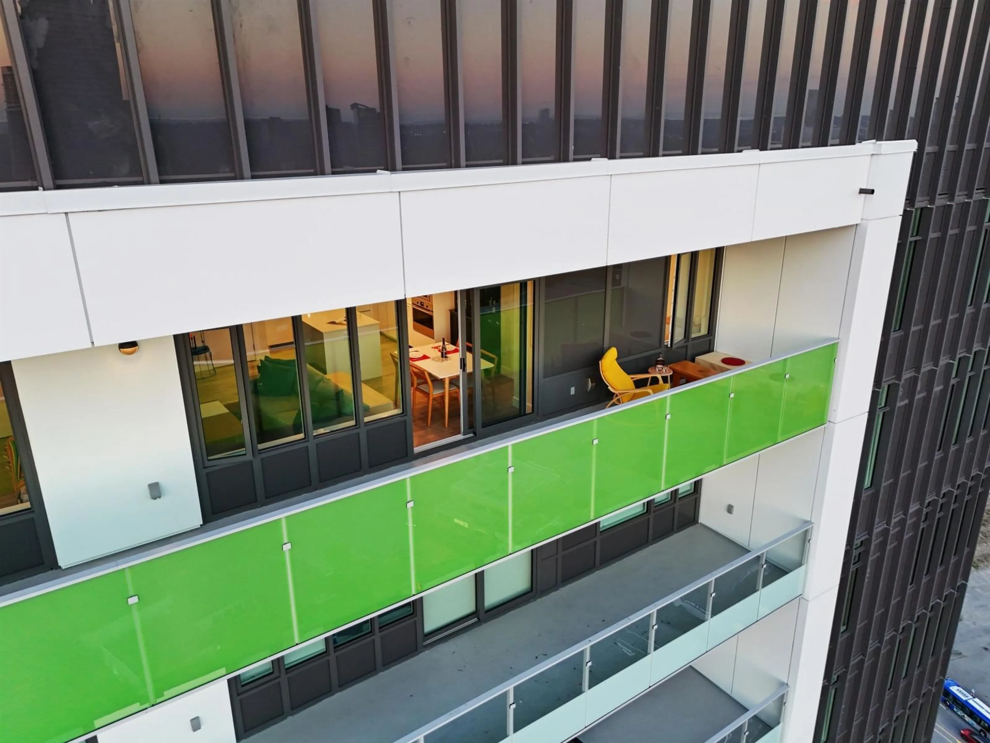 Indoor foyer for 3102 - 10428 WHALLEY BOULEVARD, Surrey British Columbia V3T0W2