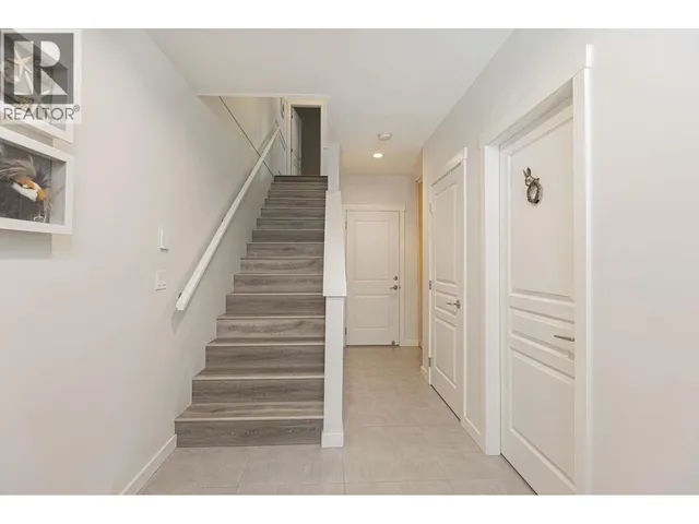 120 - 10388 NO. 2 ROAD, Richmond 2