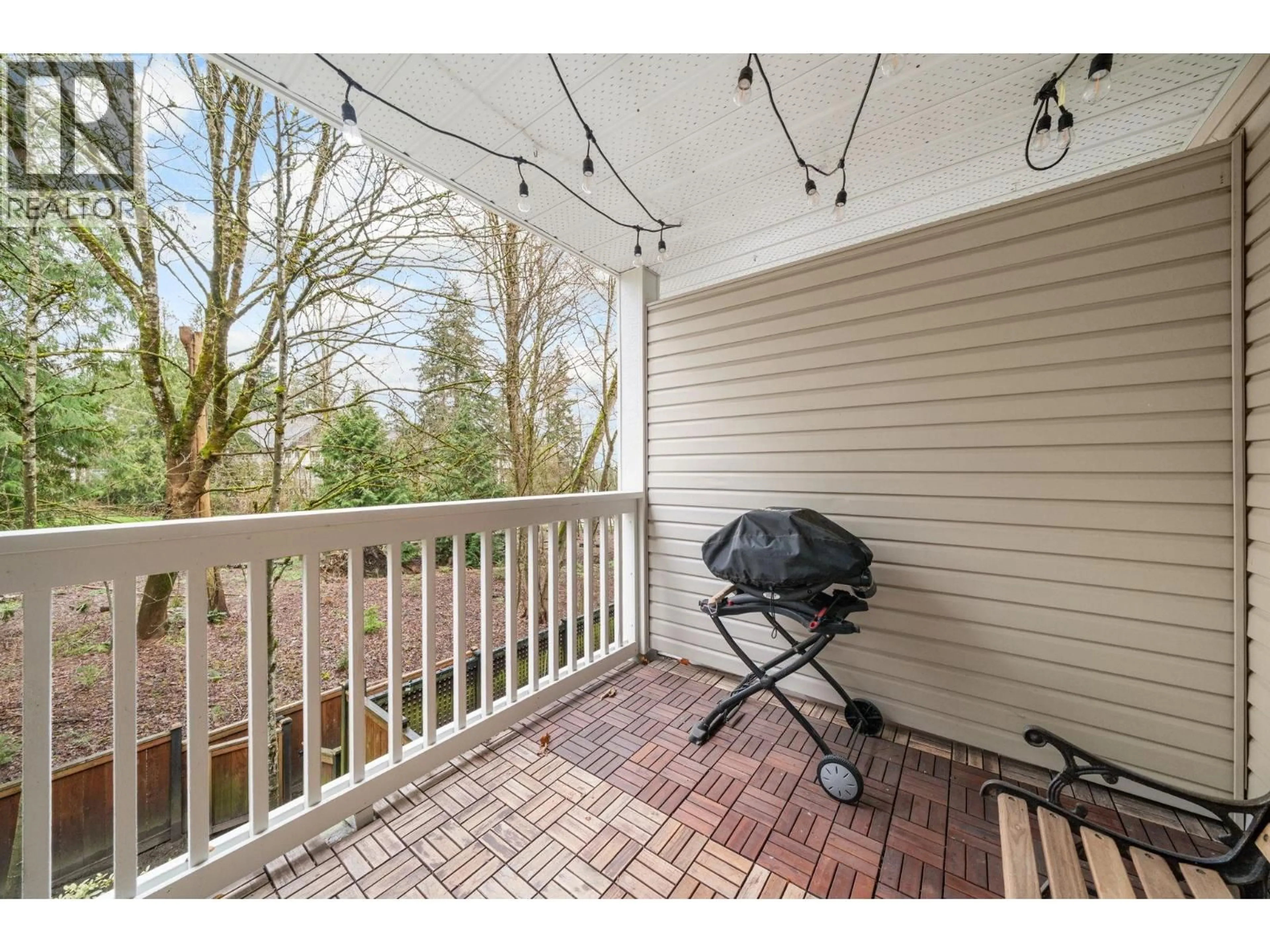 Patio, water/lake/river/ocean view for 316 - 6833 VILLAGE, Burnaby British Columbia V5E4M1