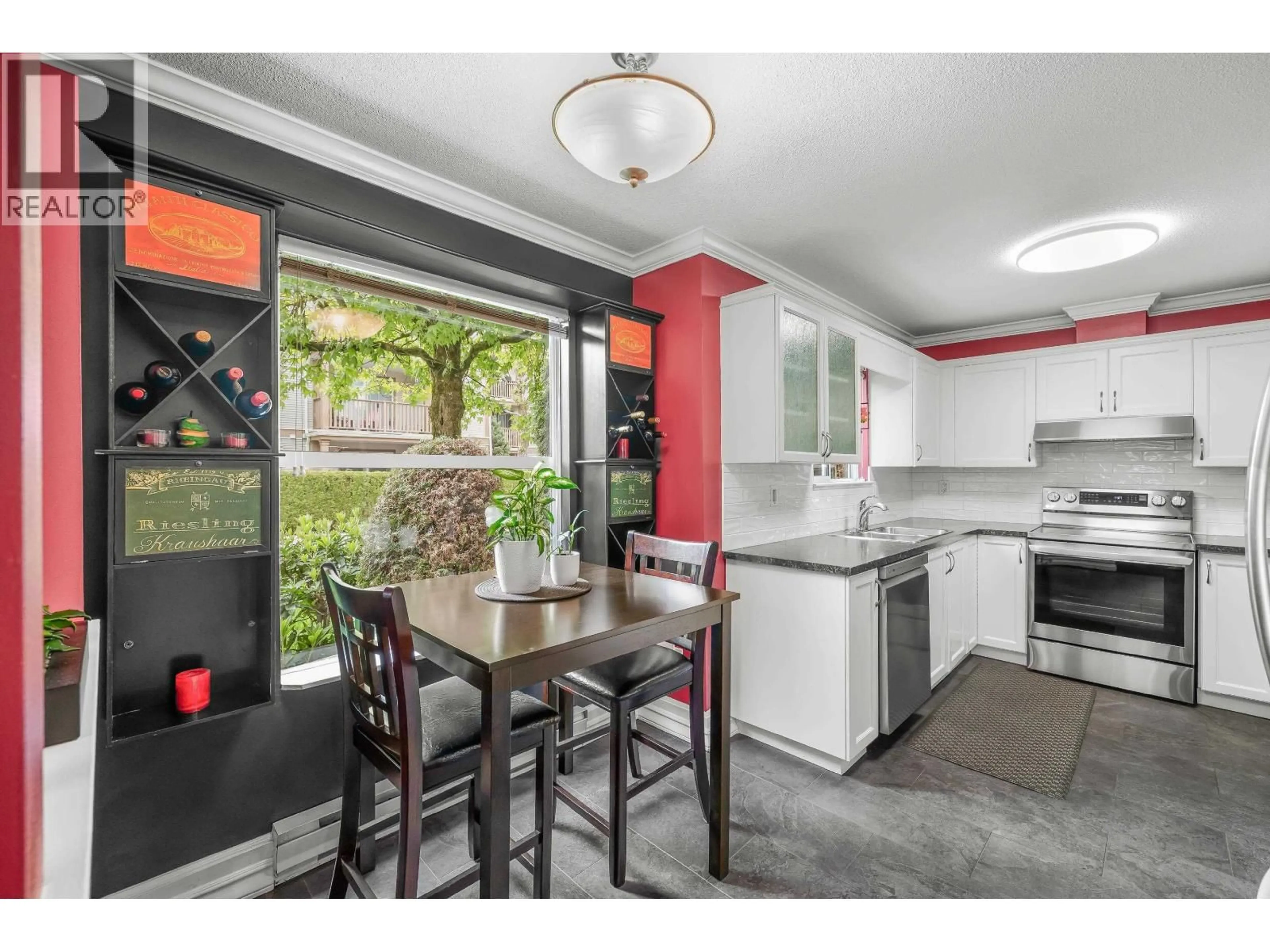 Open concept kitchen, unknown for 106 - 19121 FORD ROAD, Pitt Meadows British Columbia V3Y2N2