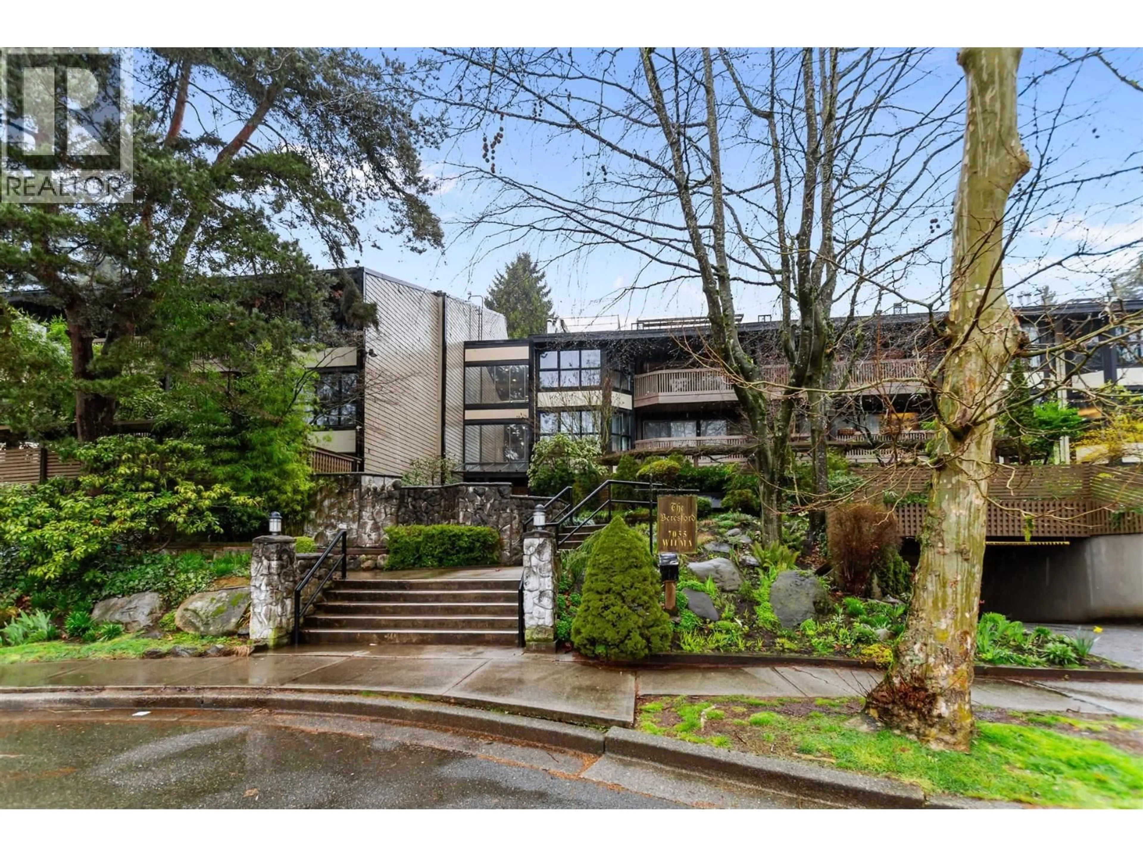 Unknown for 224 - 7055 WILMA STREET, Burnaby British Columbia V5E4B1