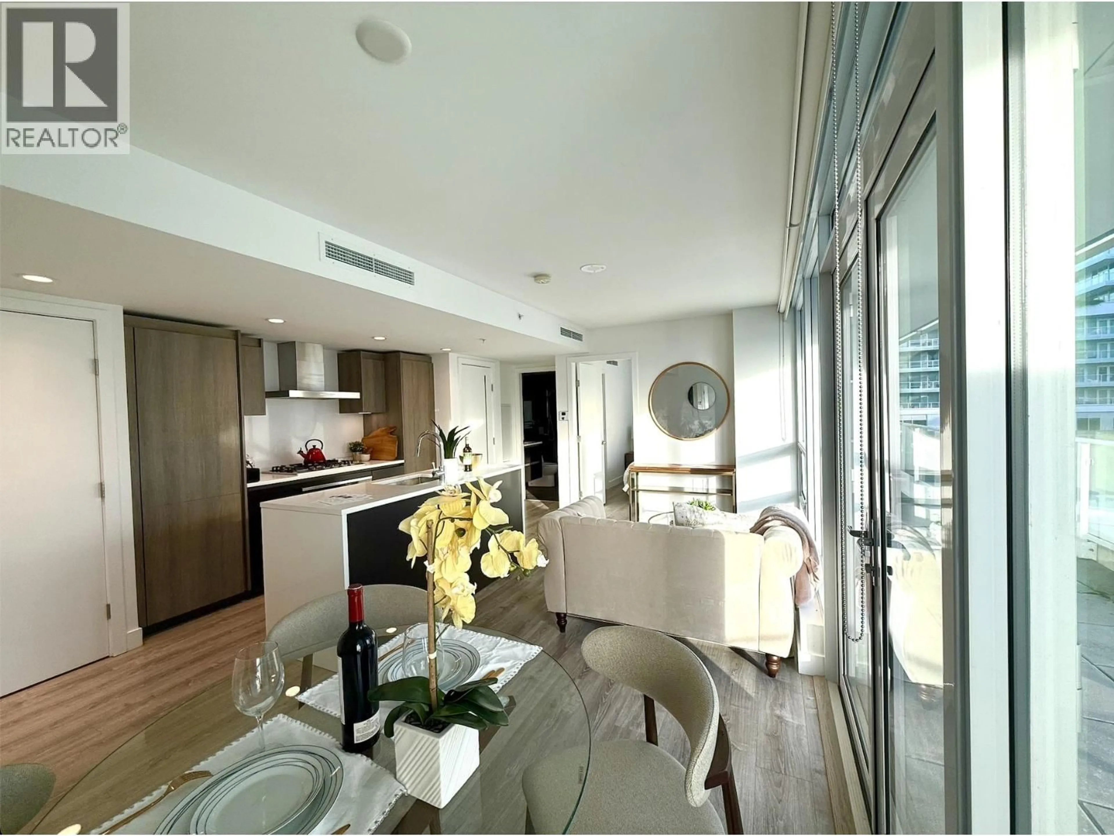 Unknown for 561 - 6320 NO. 3 ROAD, Richmond British Columbia V6Y0L5