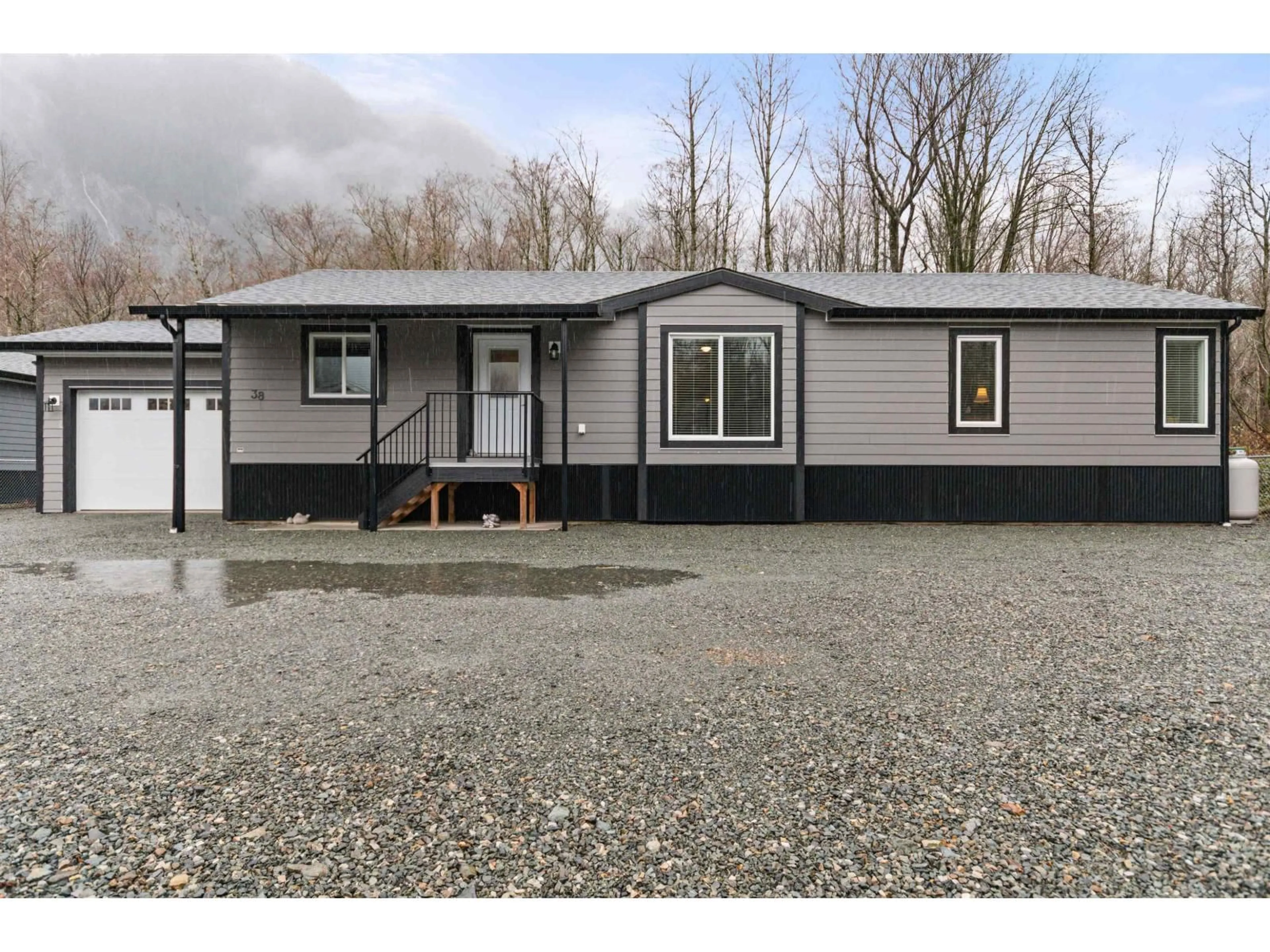 Unknown for 38 - 59060 LOUGHEED HIGHWAY, Hope British Columbia V0X1L3