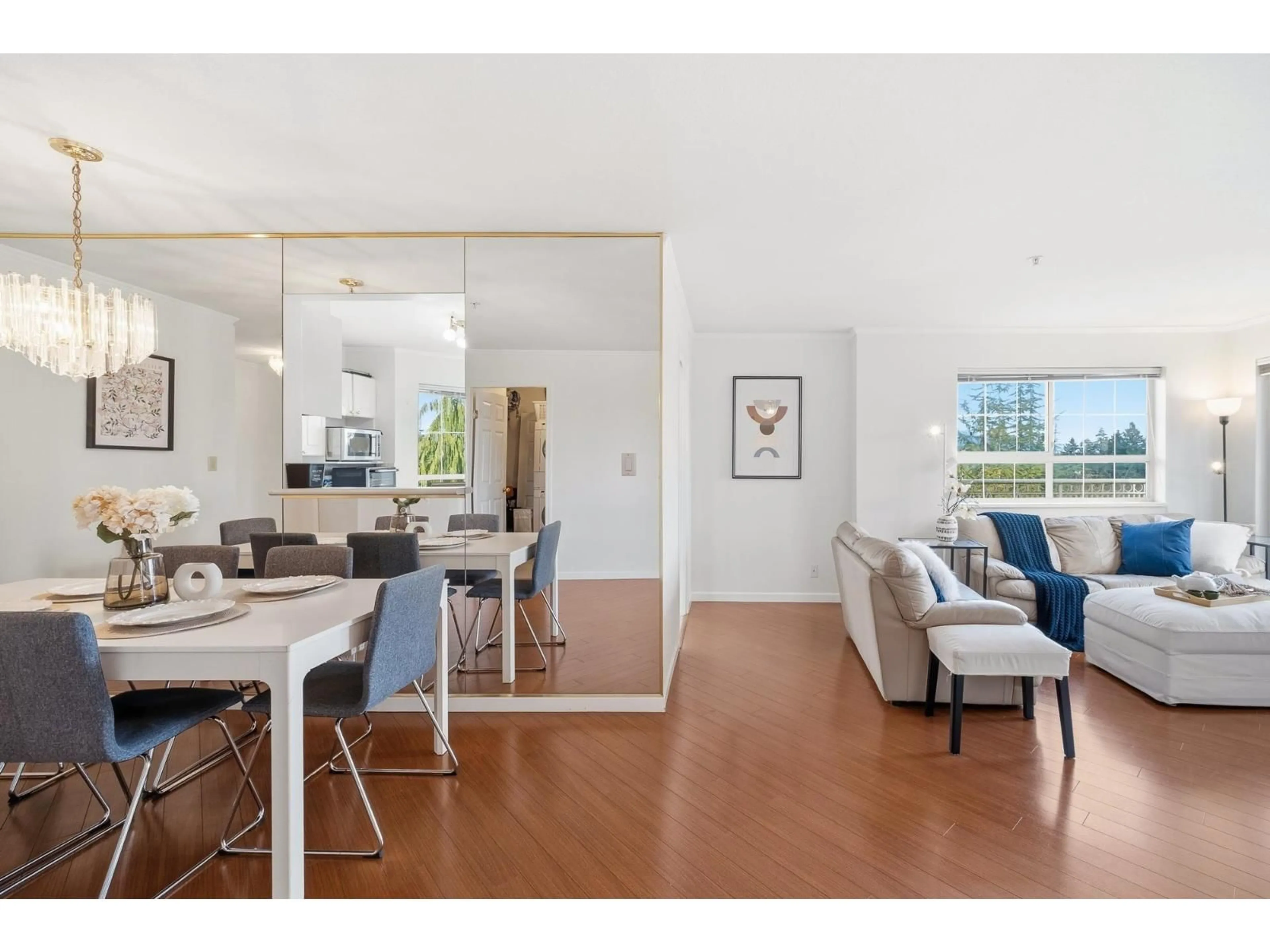 Unknown for 407 - 15268 105 AVENUE, Surrey British Columbia V3R0W8