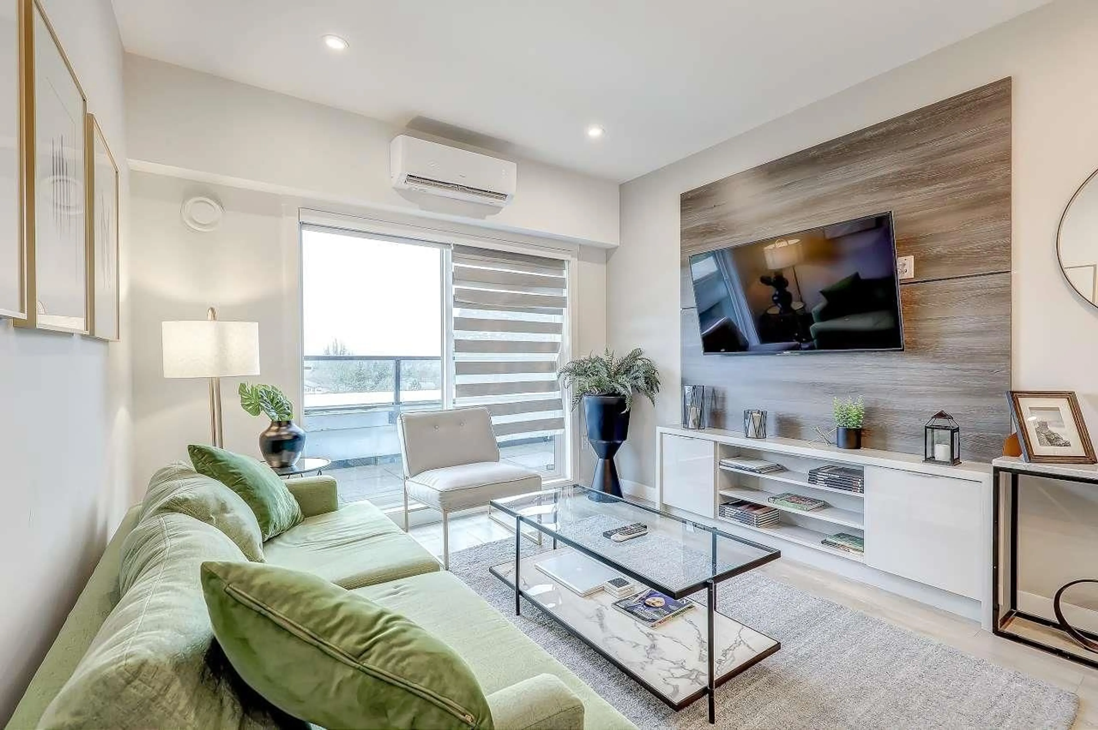 Living room with furniture, unknown for A504 - 14468 72 AVE, Surrey British Columbia V3S0B6