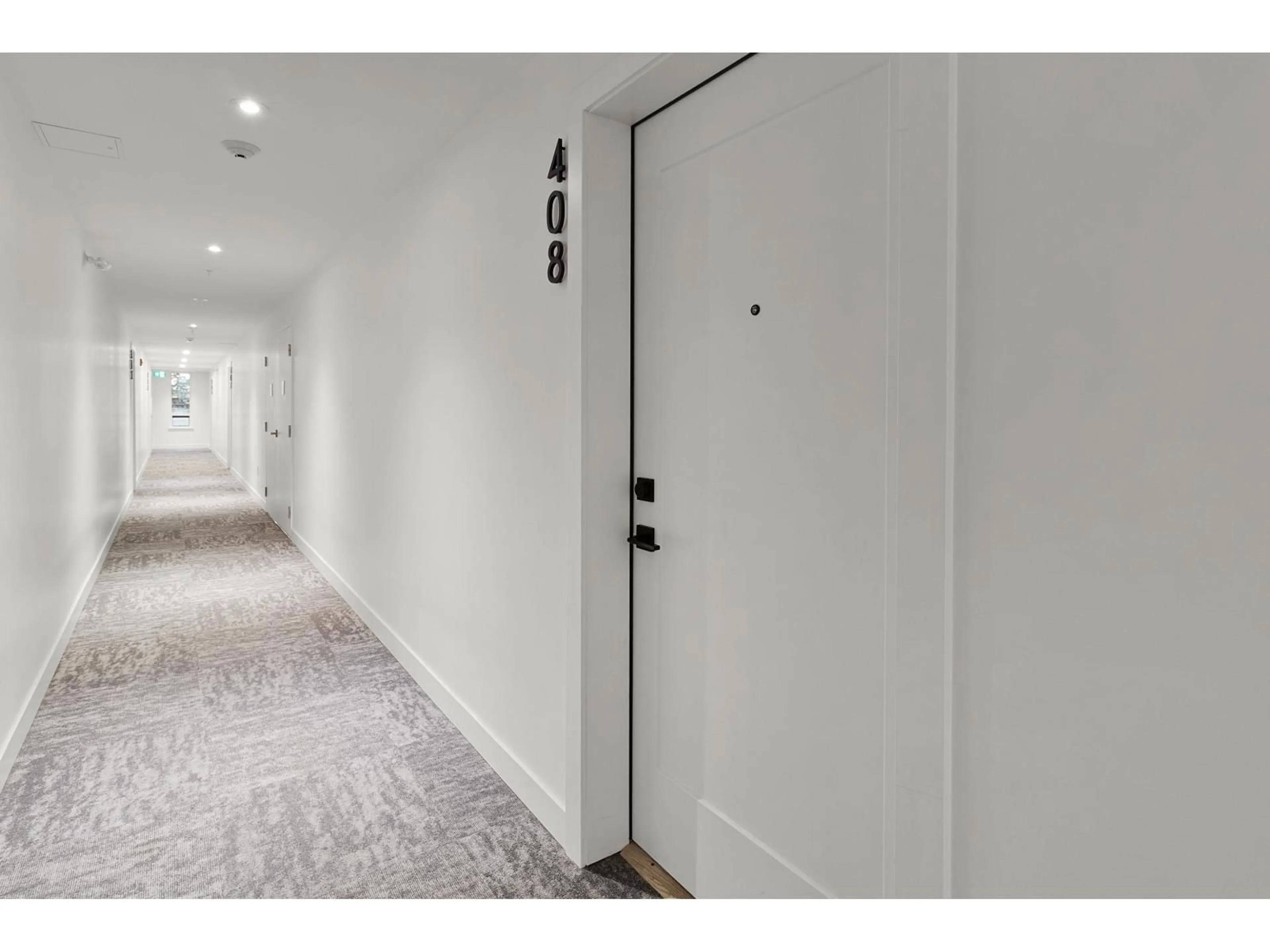 Indoor entryway for 408 - 19945 BRYDON CRESCENT, Langley British Columbia V3A0P4