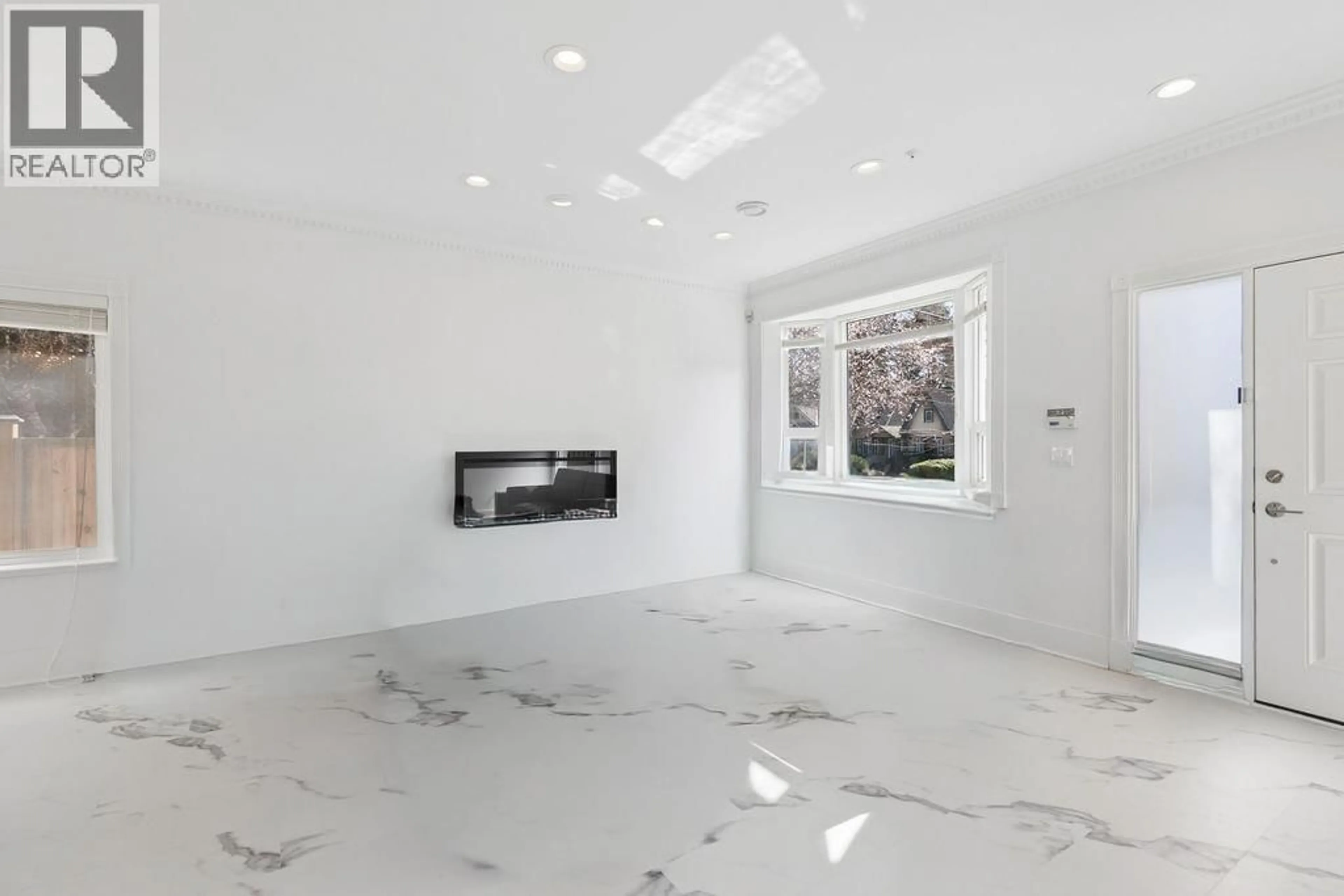 Unknown for 2709 37TH AVENUE, Vancouver British Columbia V6N2T5