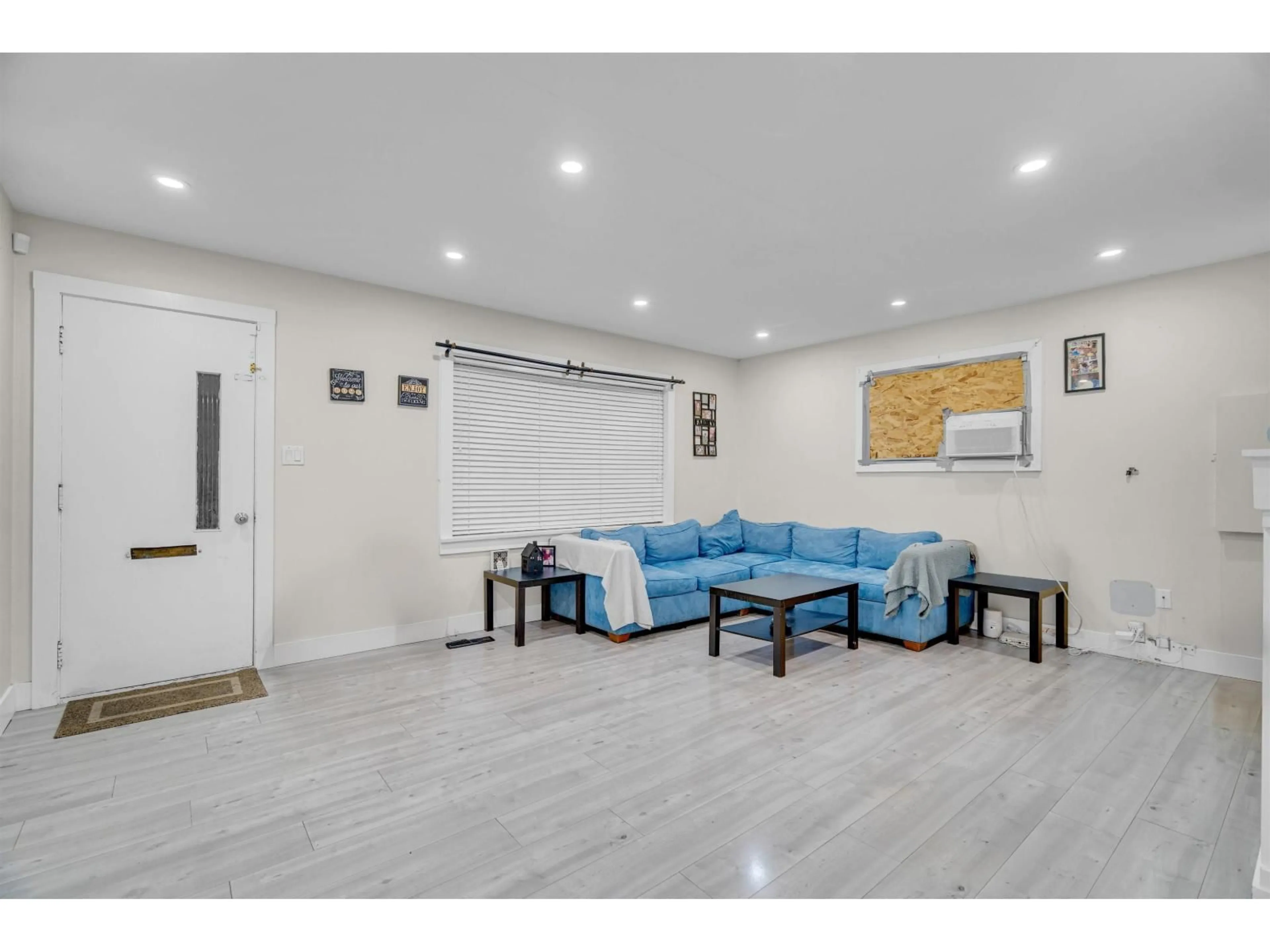 Unknown for 17834 60 AVENUE, Surrey British Columbia V3S1V4