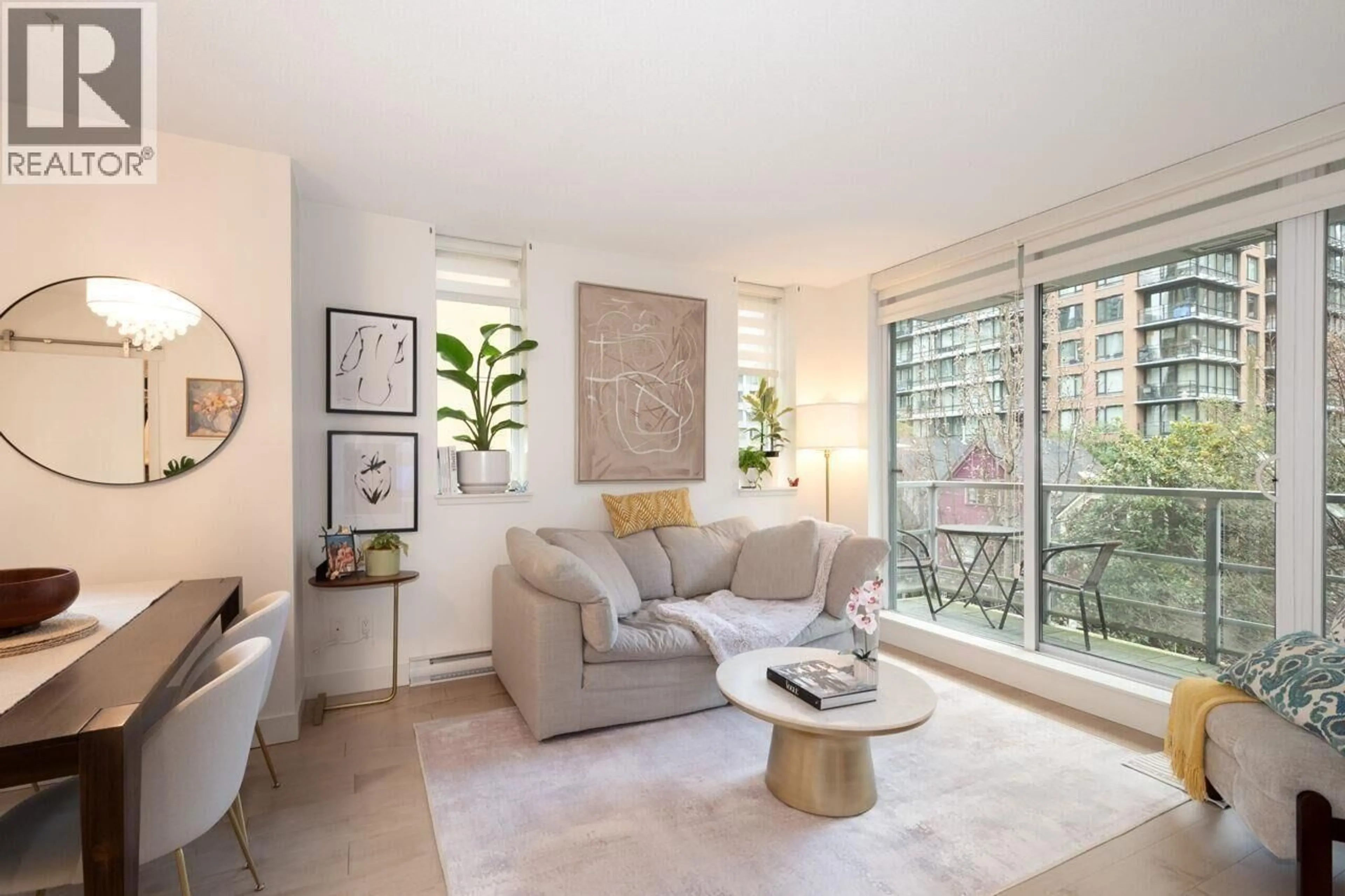 Living room with furniture, unknown for 406 - 1133 HOMER STREET, Vancouver British Columbia V6B0B1